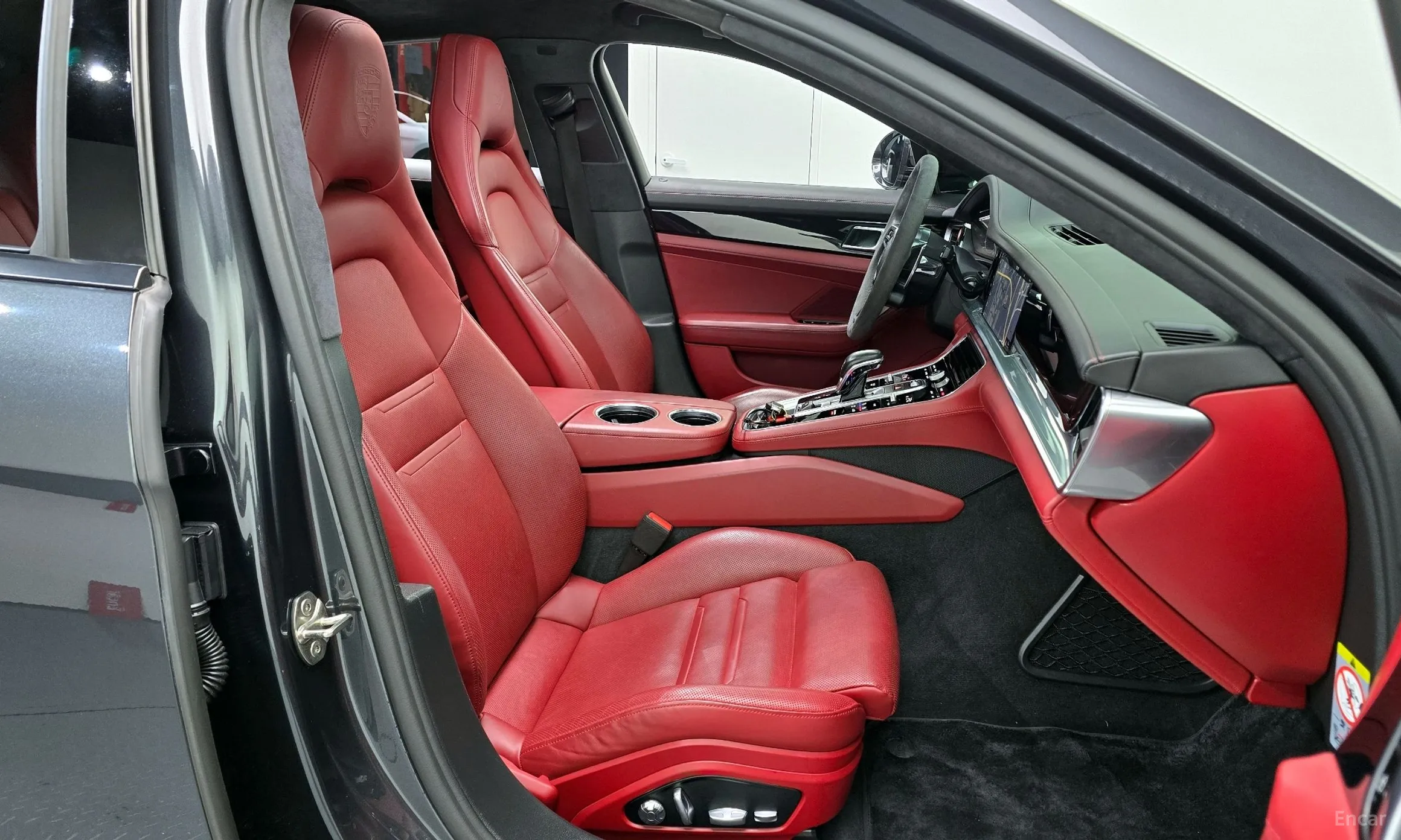Porsche Panamera (971) превью 10