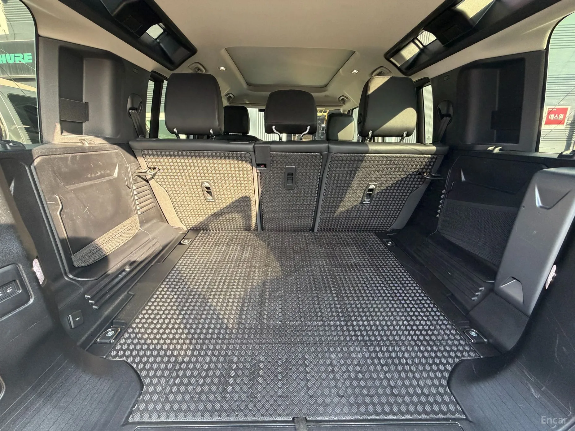 Land Rover Defender (L663) превью 16