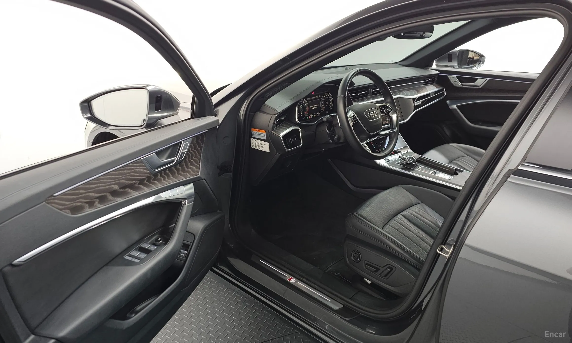 Audi A6 (C8) превью 10