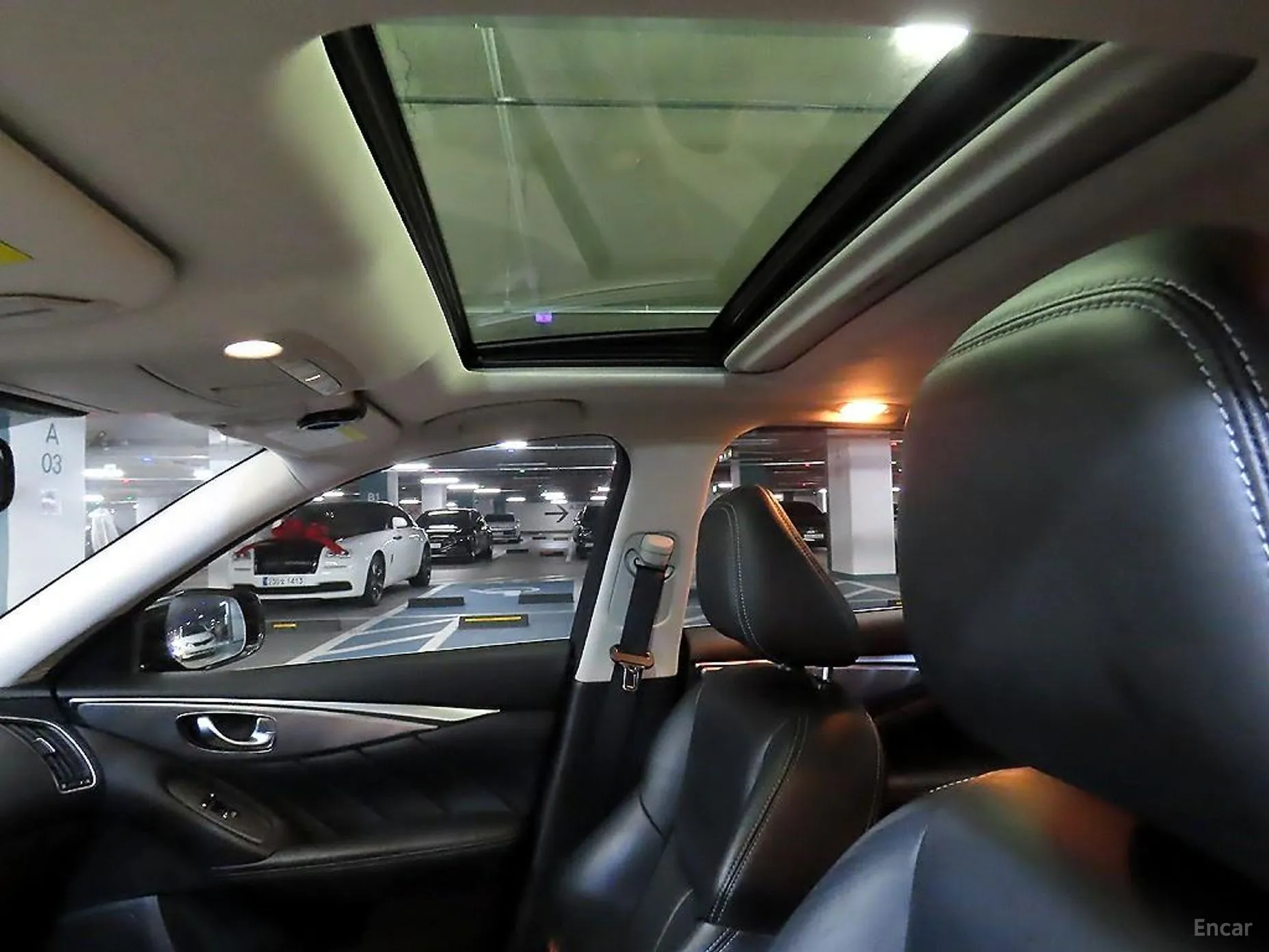 Infiniti Q50 превью 17