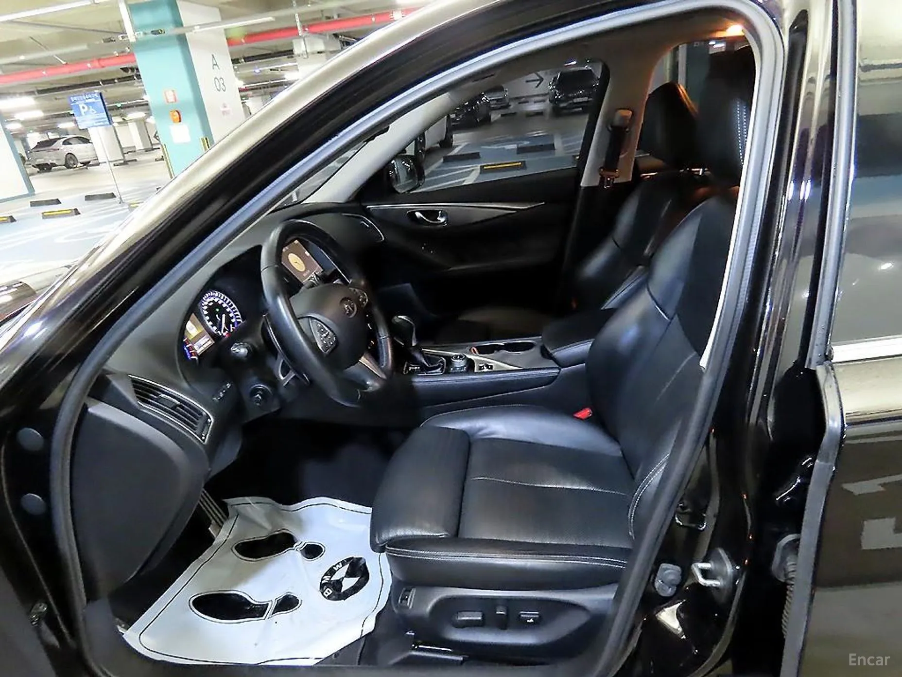Infiniti Q50 превью 18