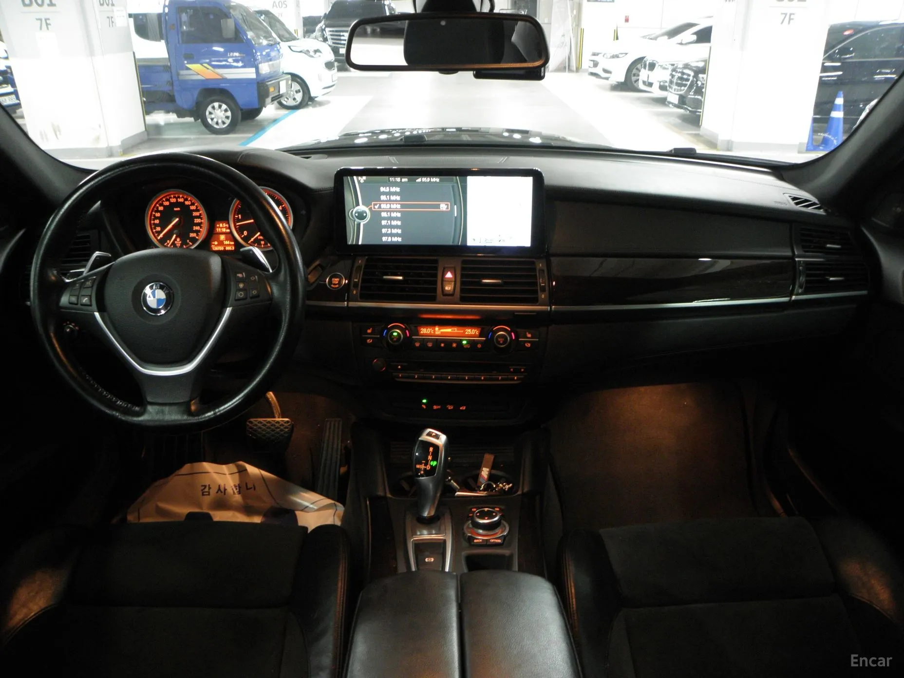 BMW X6 (E71) превью 14