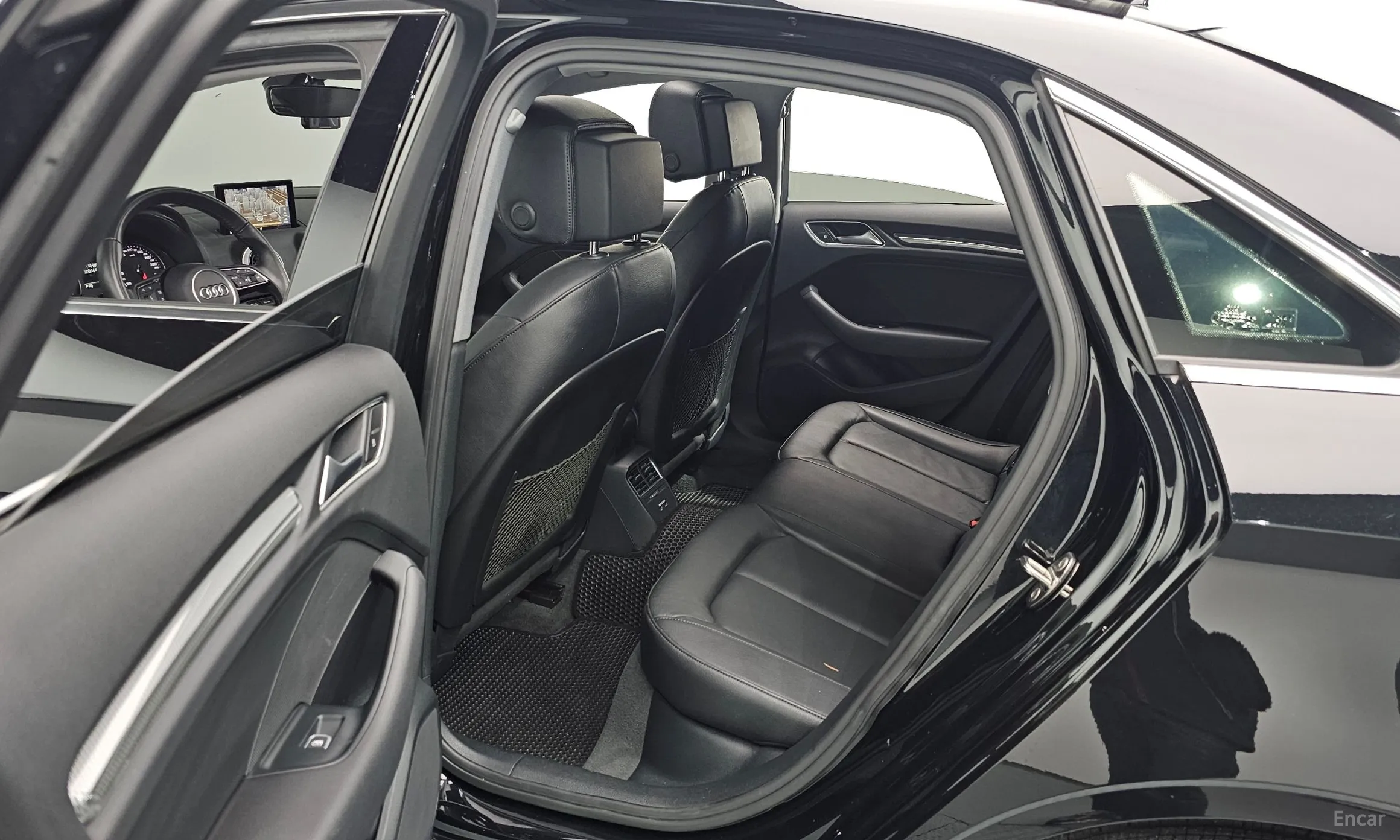 Audi New A3 превью 11