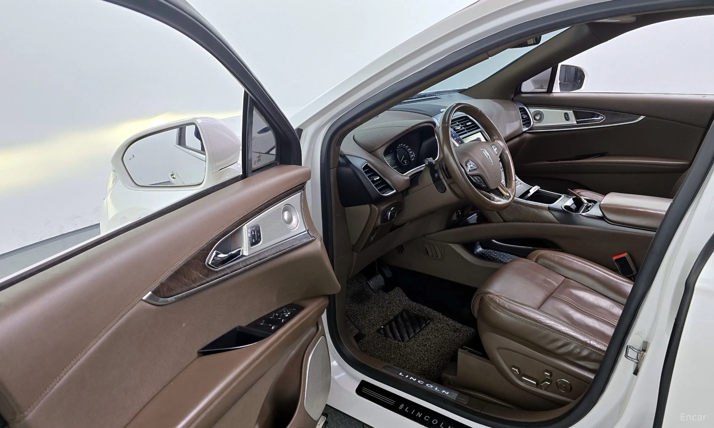 Lincoln MKX 2nd Generation превью 10