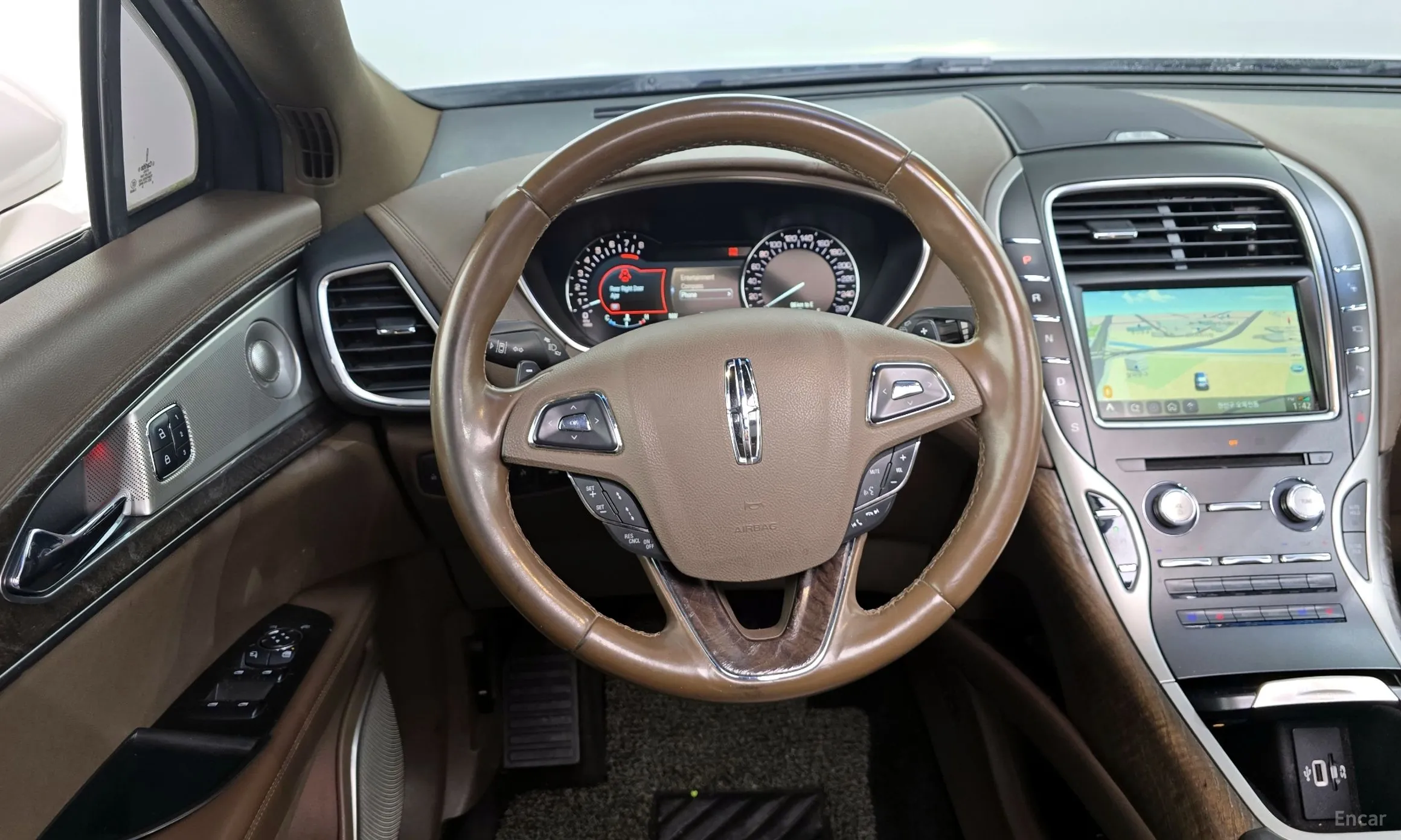 Lincoln MKX 2nd Generation превью 13