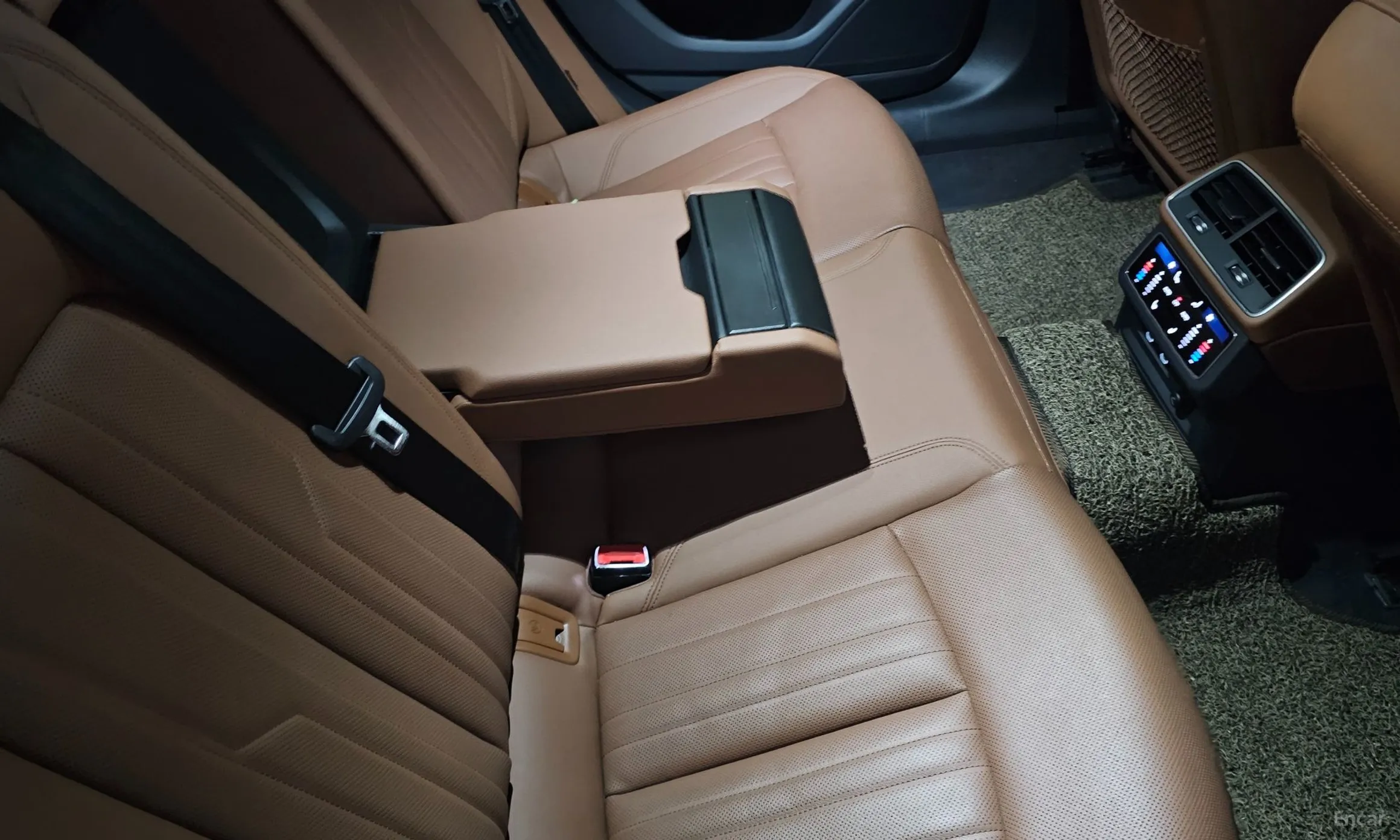 Audi A6 (C8) превью 10