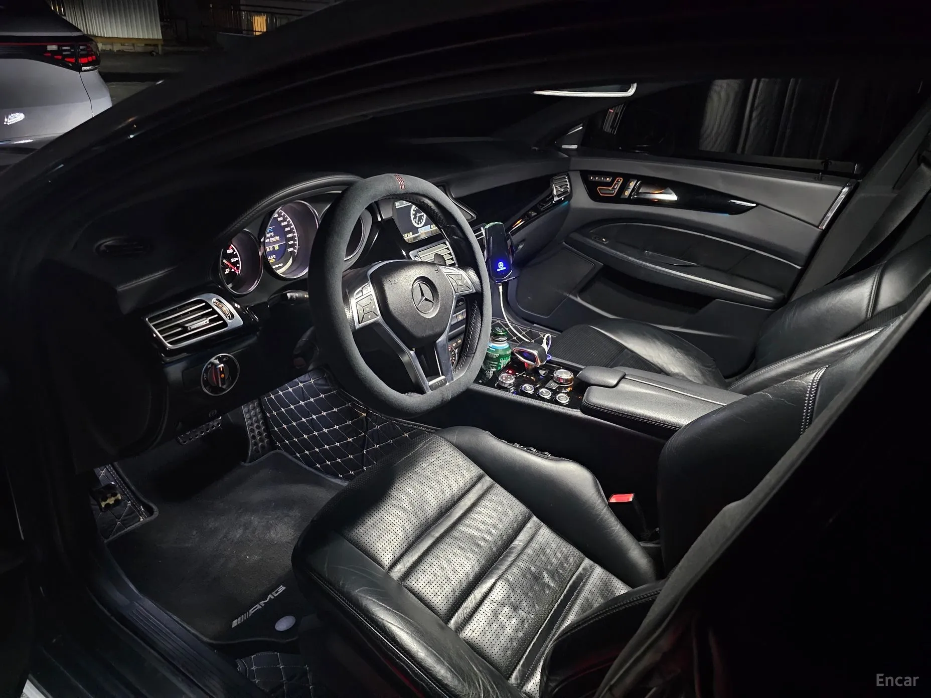 Mercedes Benz CLS-Class W218 превью 16