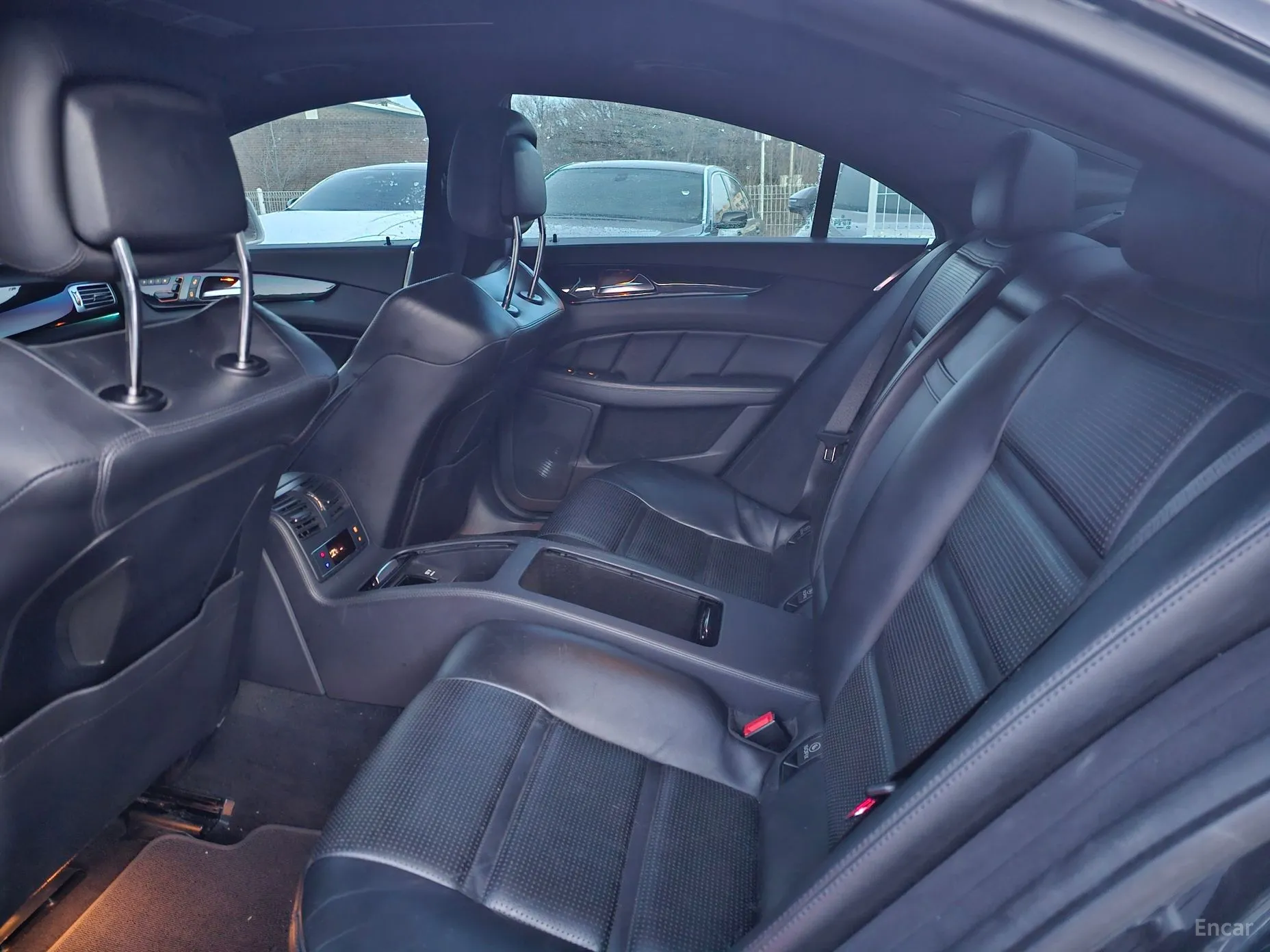 Mercedes Benz CLS-Class W218 превью 6