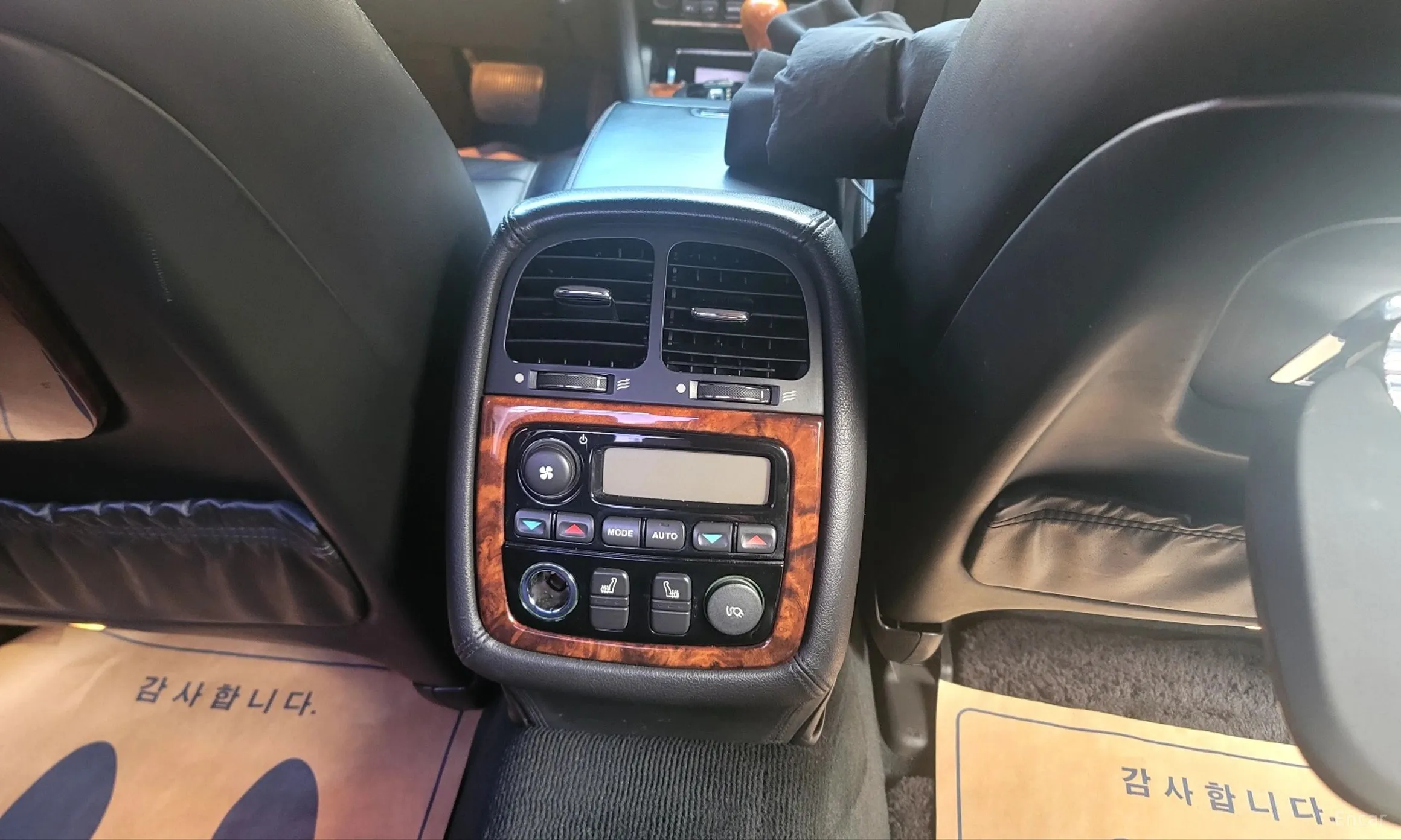 Jaguar Sovereign превью 7