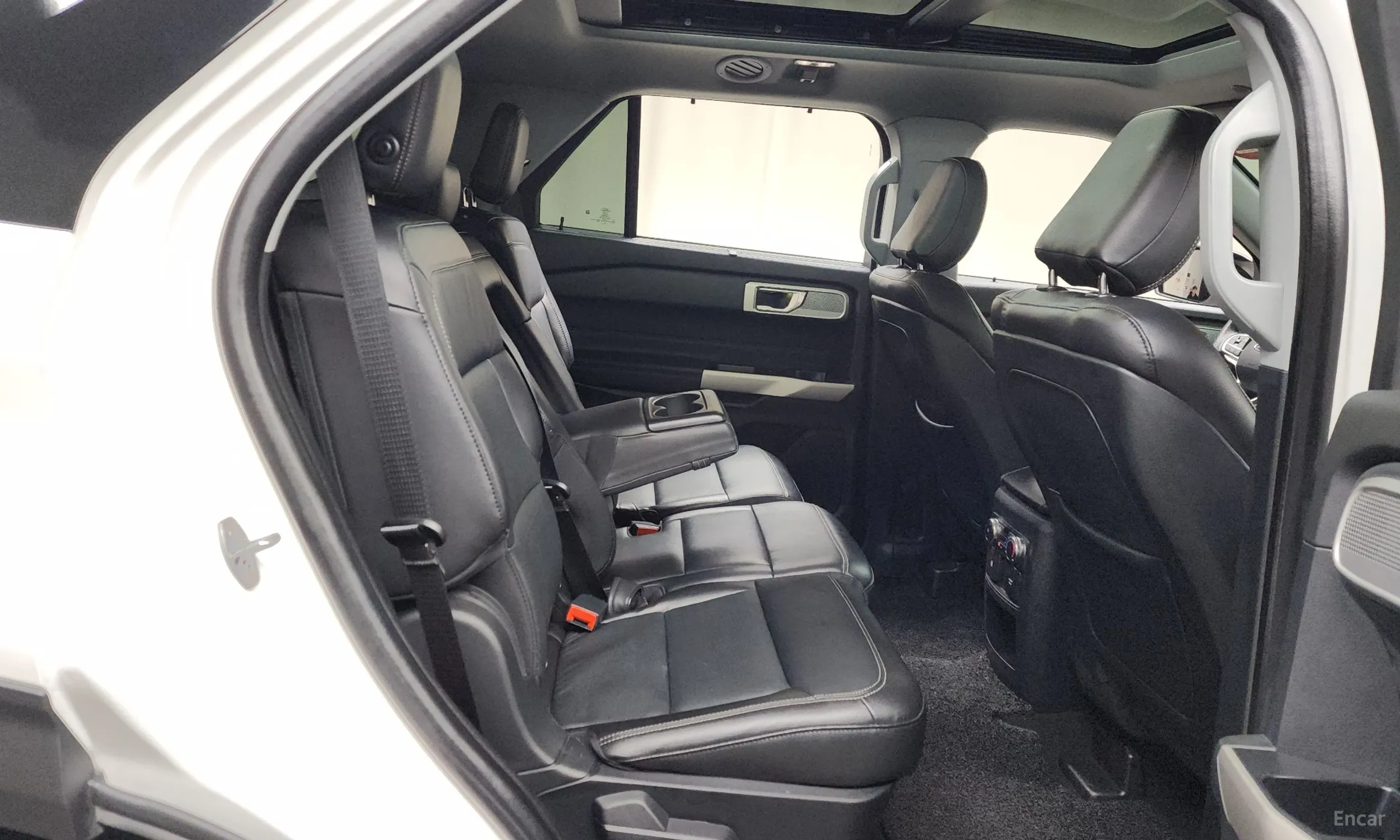 Ford Explorer 6th Generation превью 12