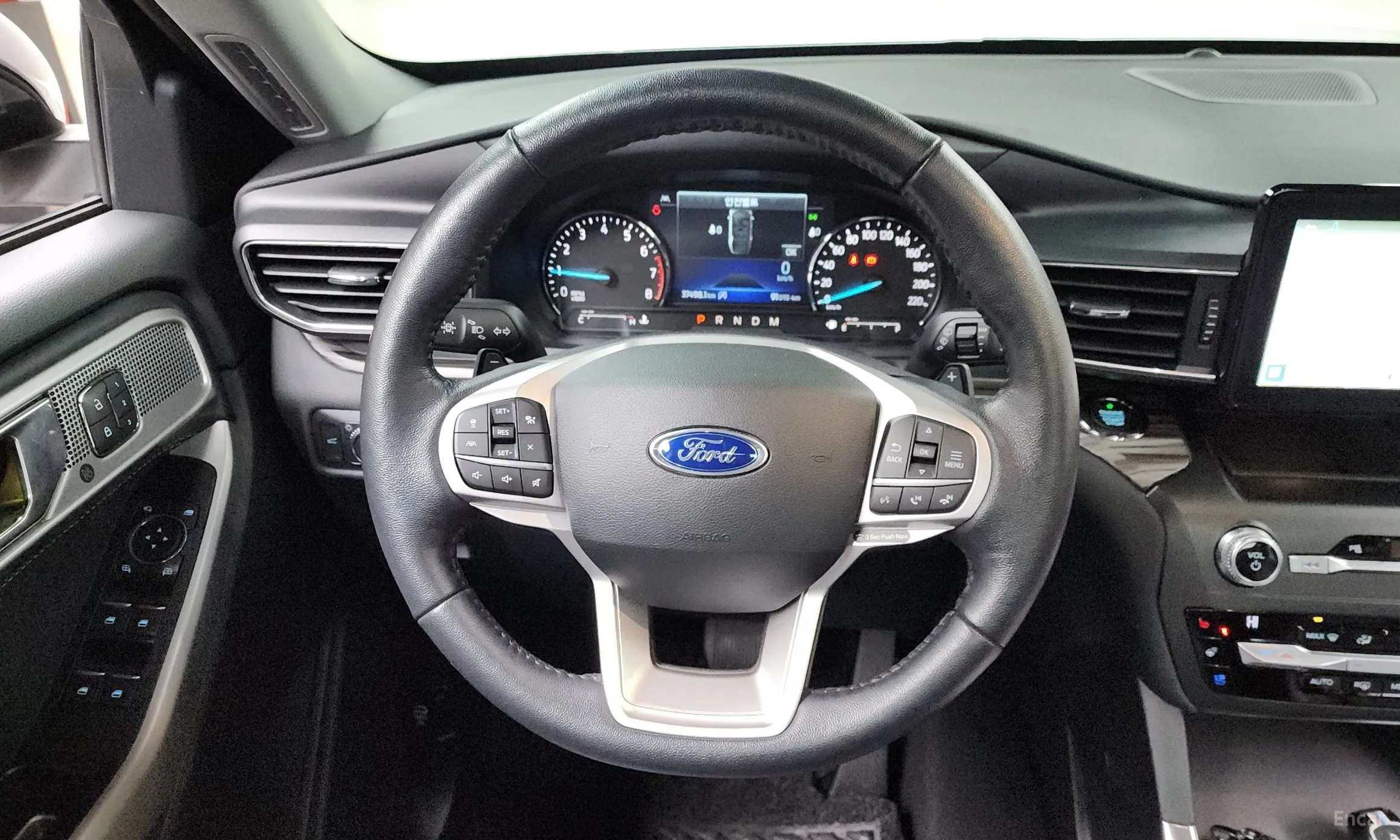 Ford Explorer 6th Generation превью 13