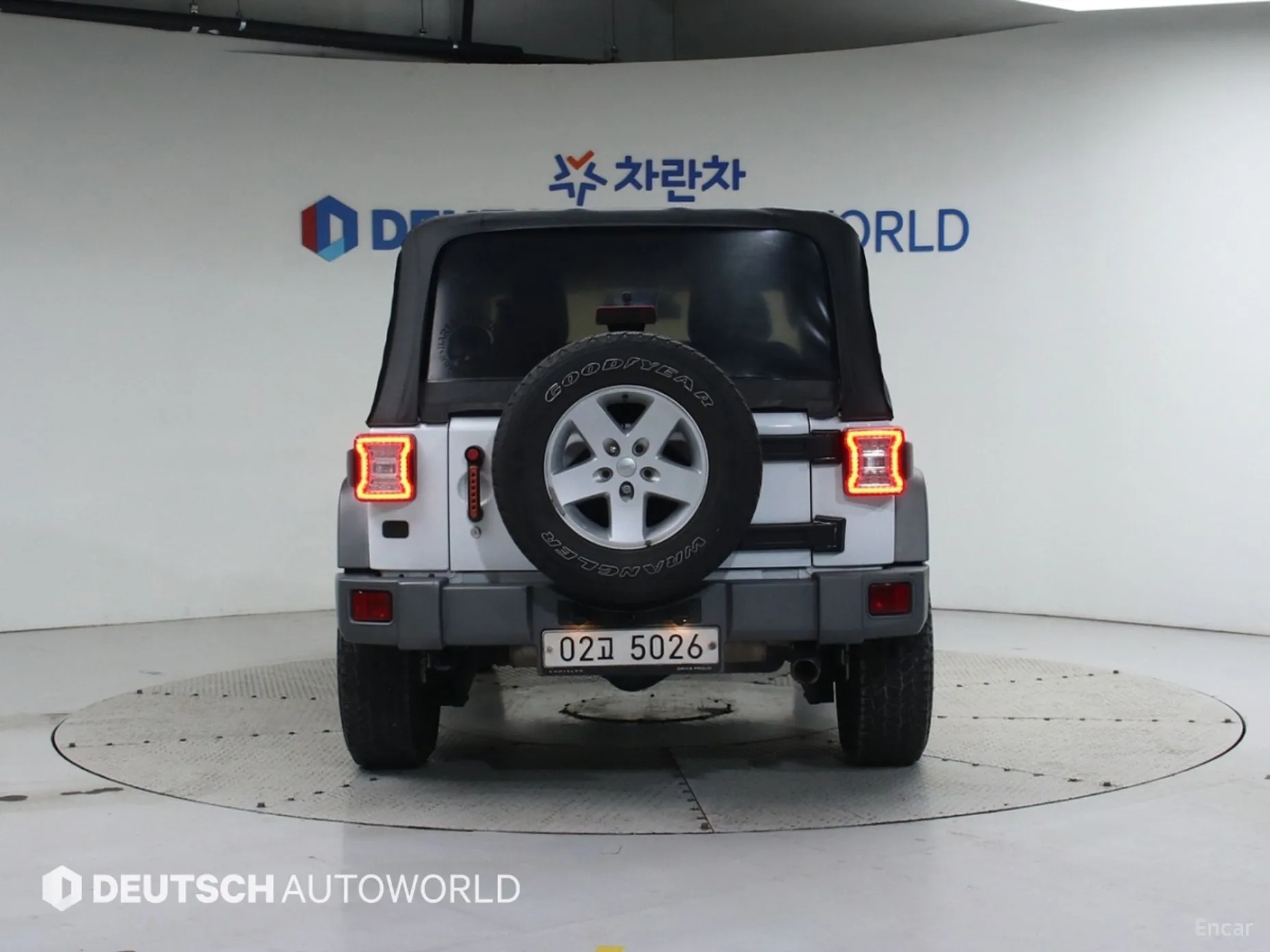 Jeep Wrangler (JK) превью 4