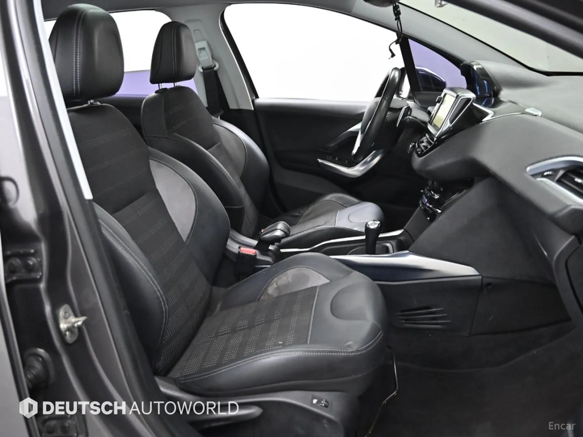 Peugeot 2008. превью 10