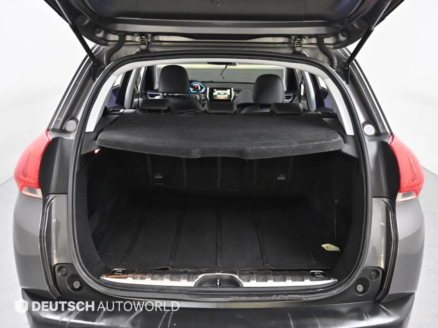 Peugeot 2008. превью 20