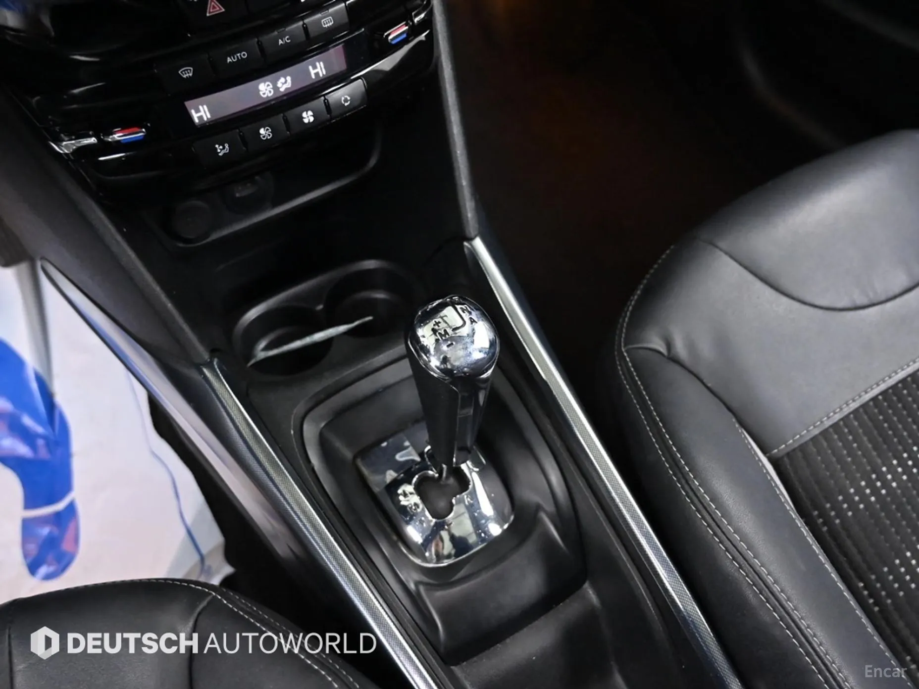 Peugeot 2008. превью 9