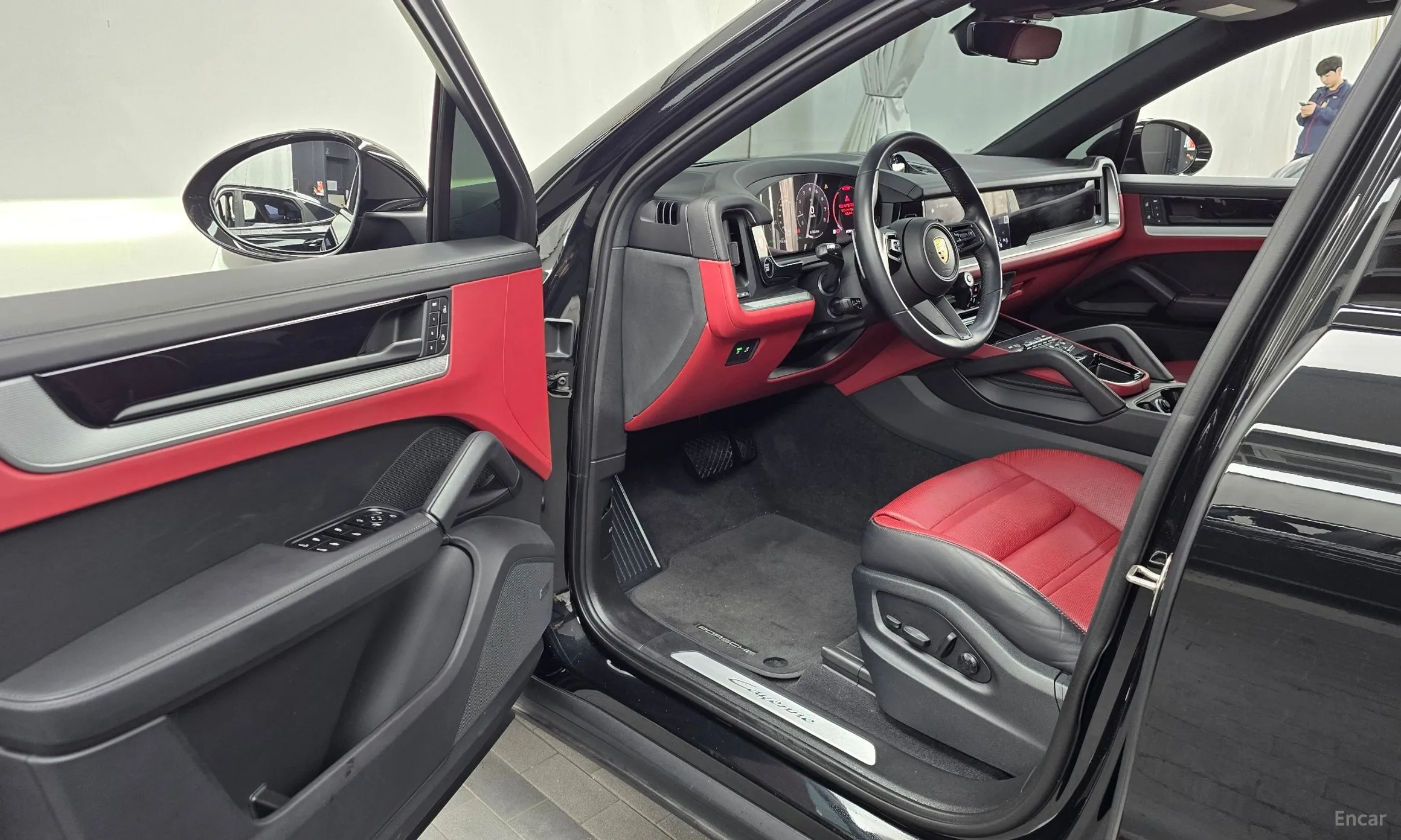 Porsche Cayenne (PO536) превью 10