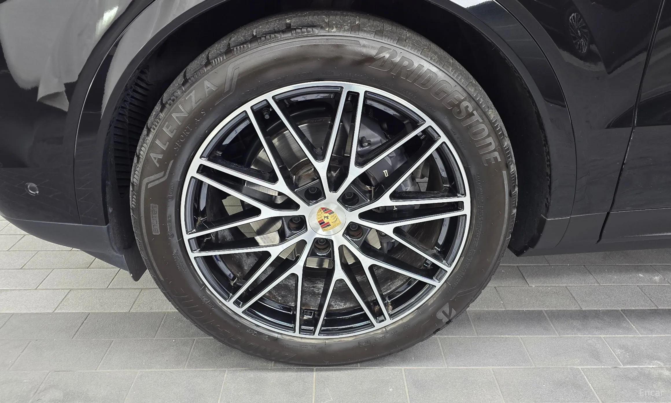 Porsche Cayenne (PO536) превью 5