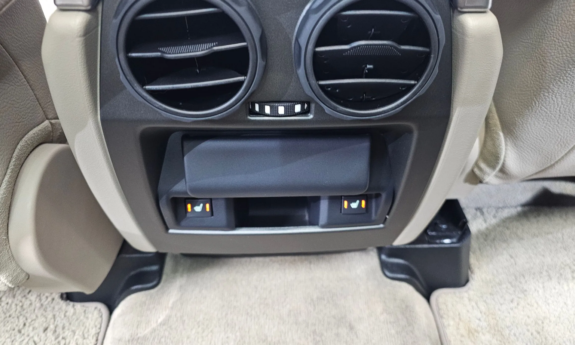 Land Rover Discovery 4 превью 18
