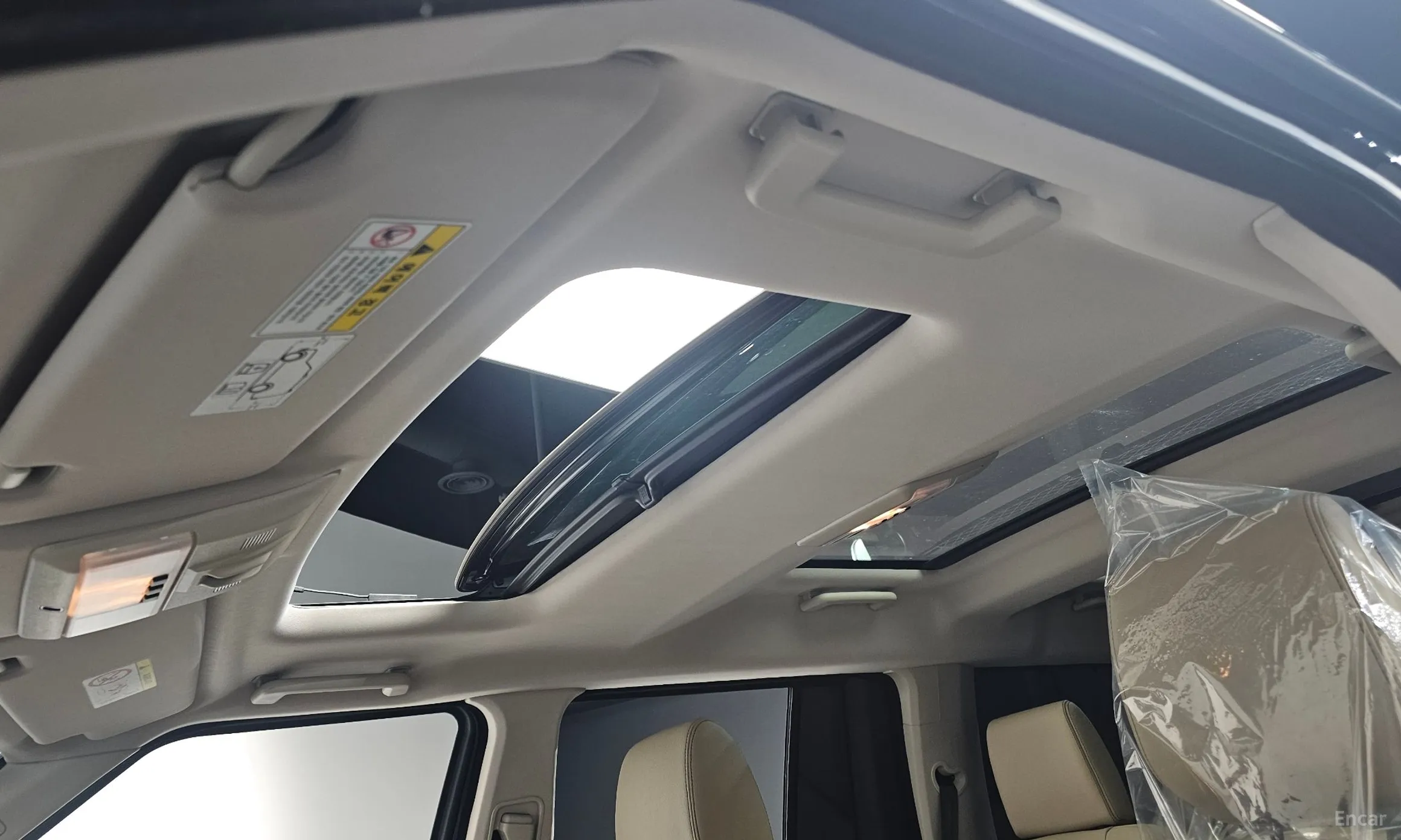 Land Rover Discovery 4 превью 19