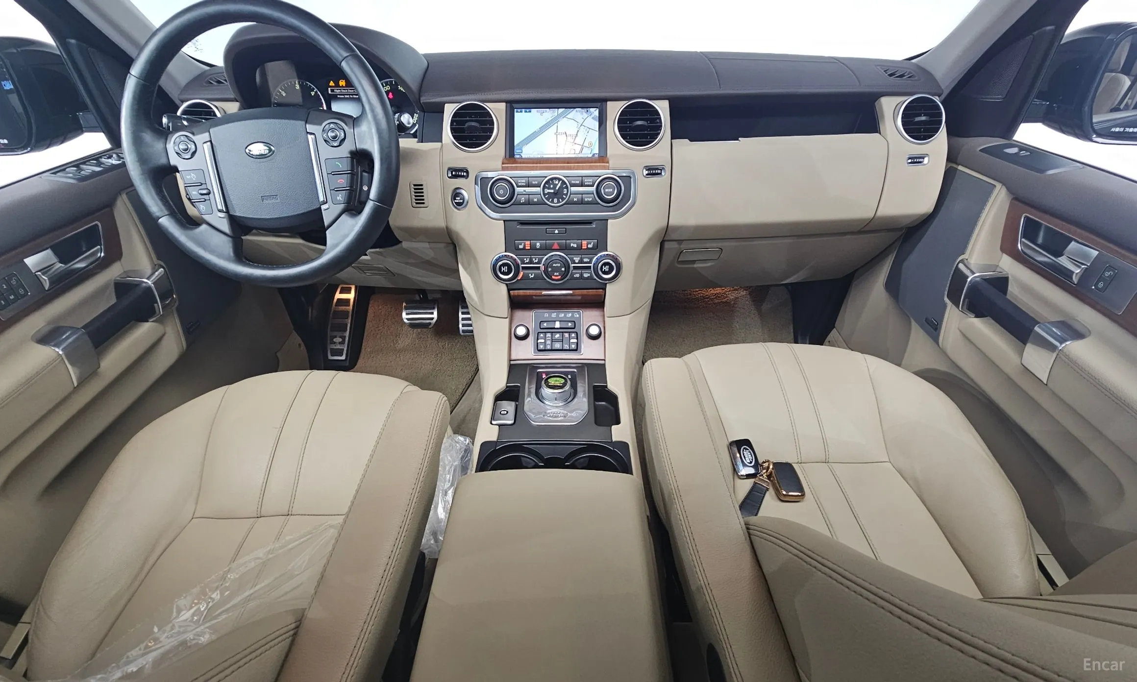 Land Rover Discovery 4 превью 7