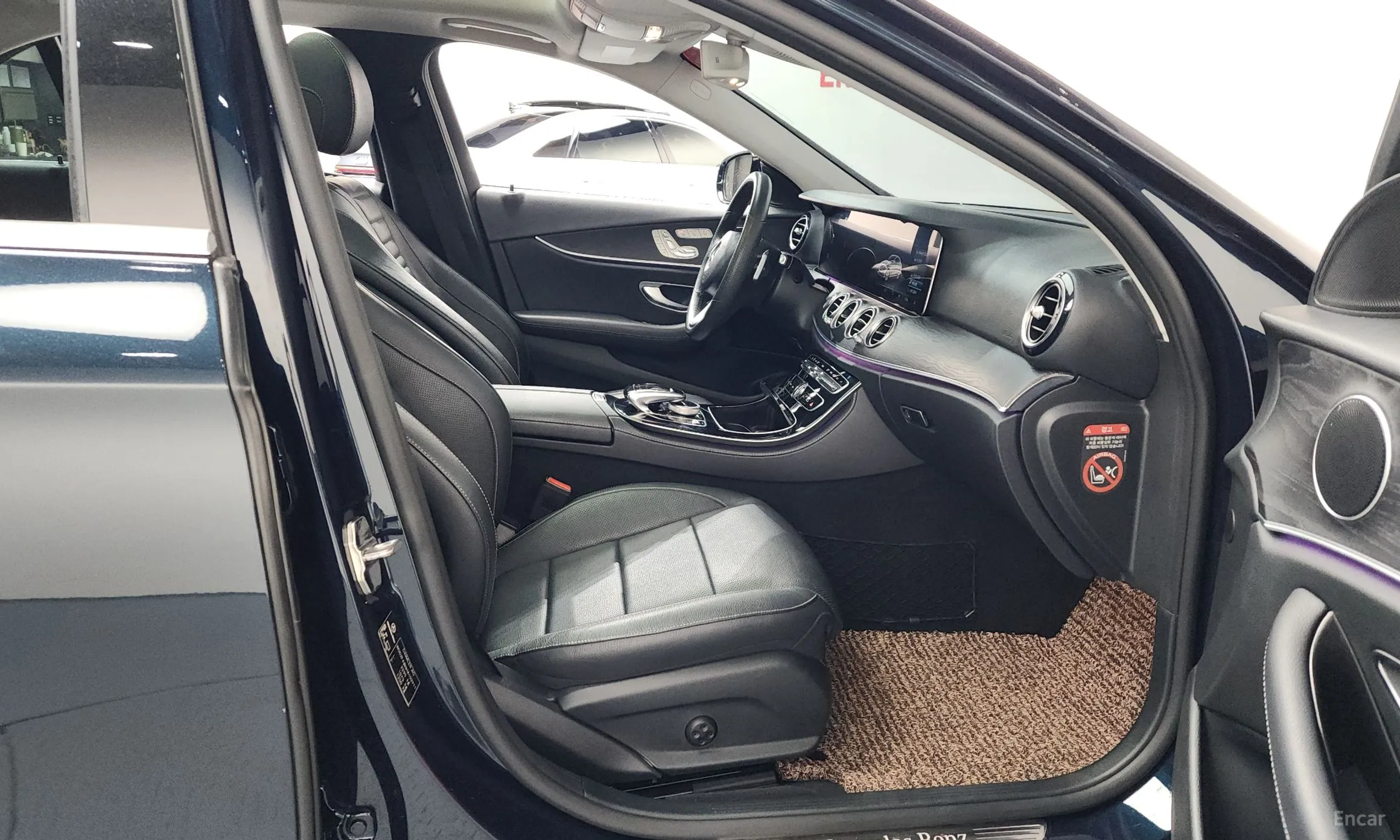 Mercedes Benz E-Class W213 превью 11