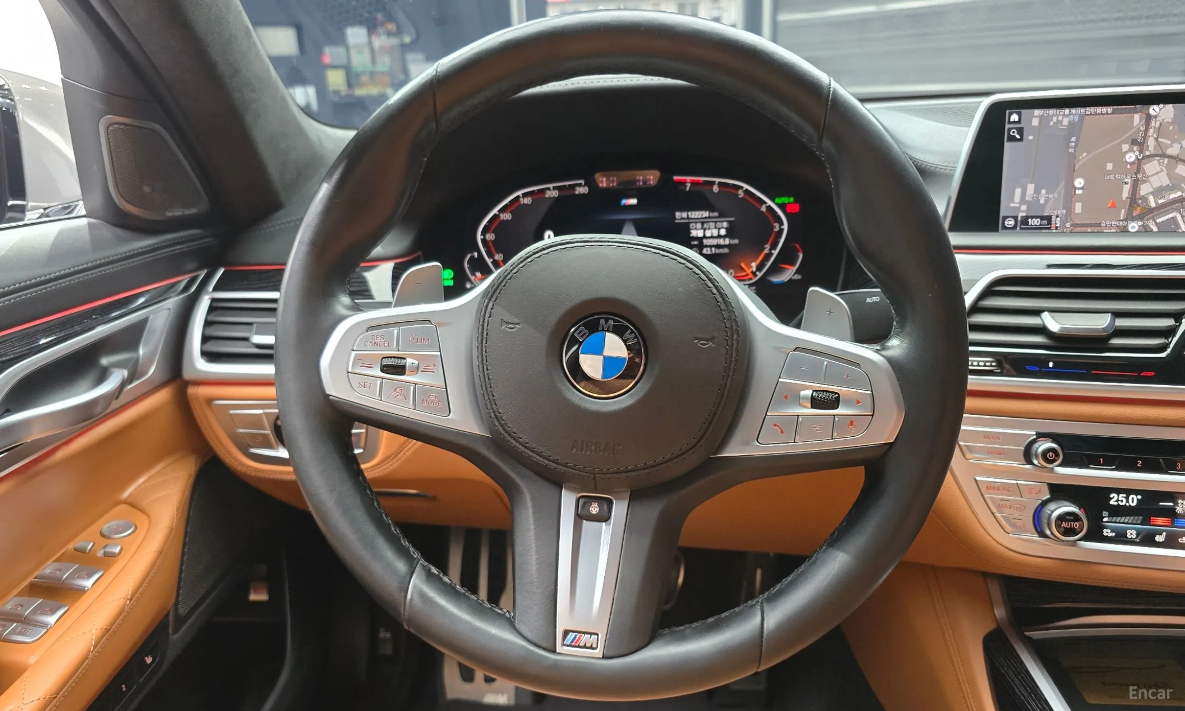 BMW 7 Series (G11) превью 13