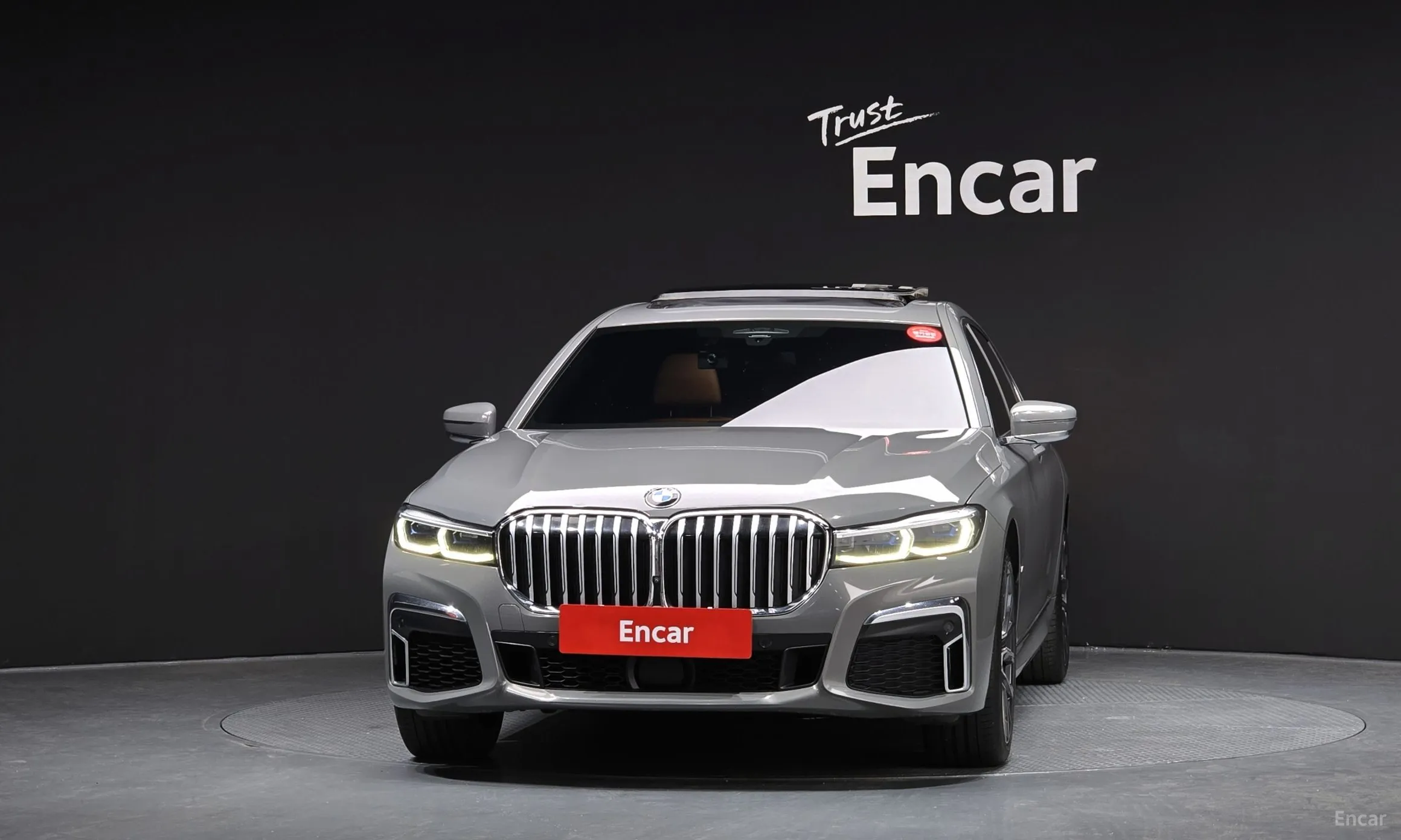 BMW 7 Series (G11) превью 3
