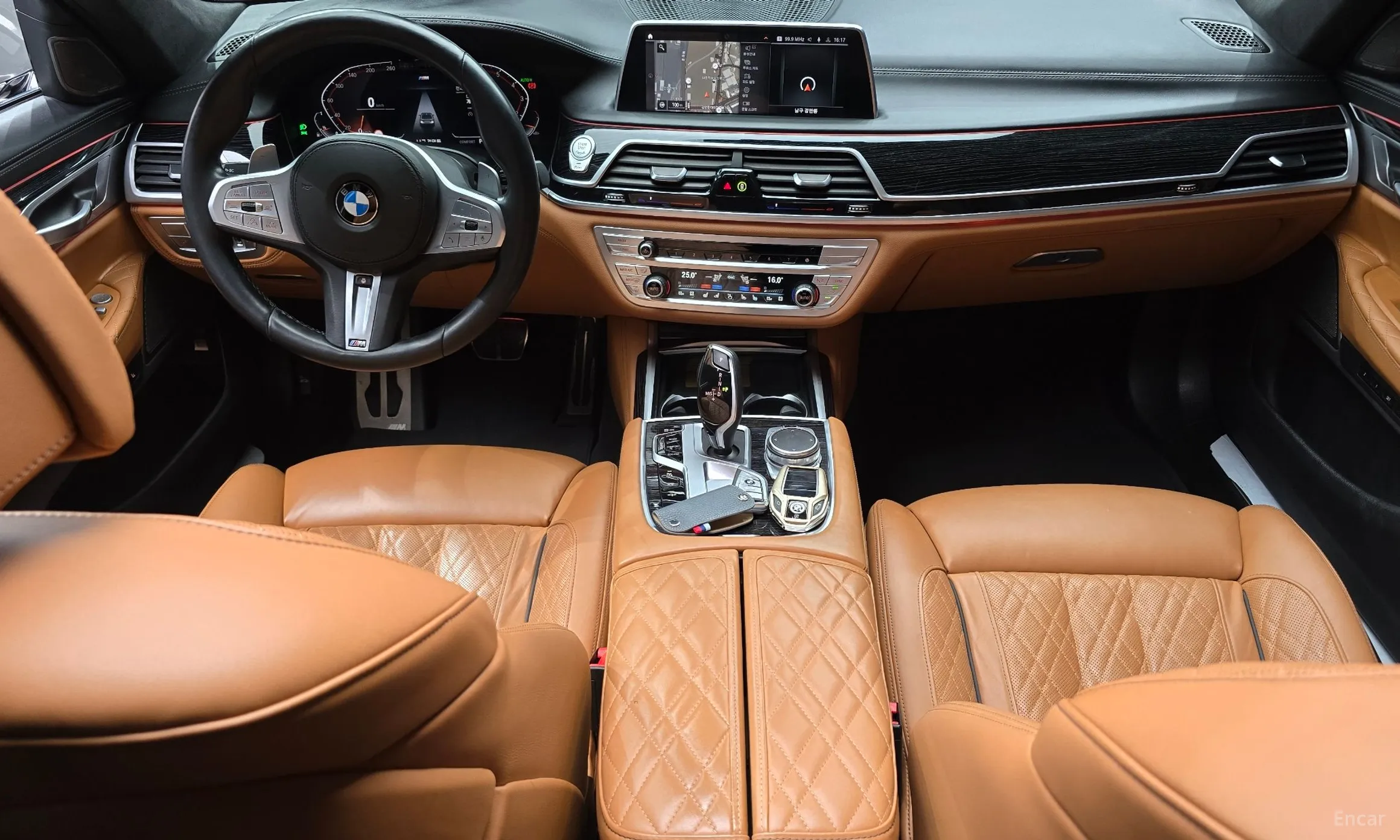 BMW 7 Series (G11) превью 7