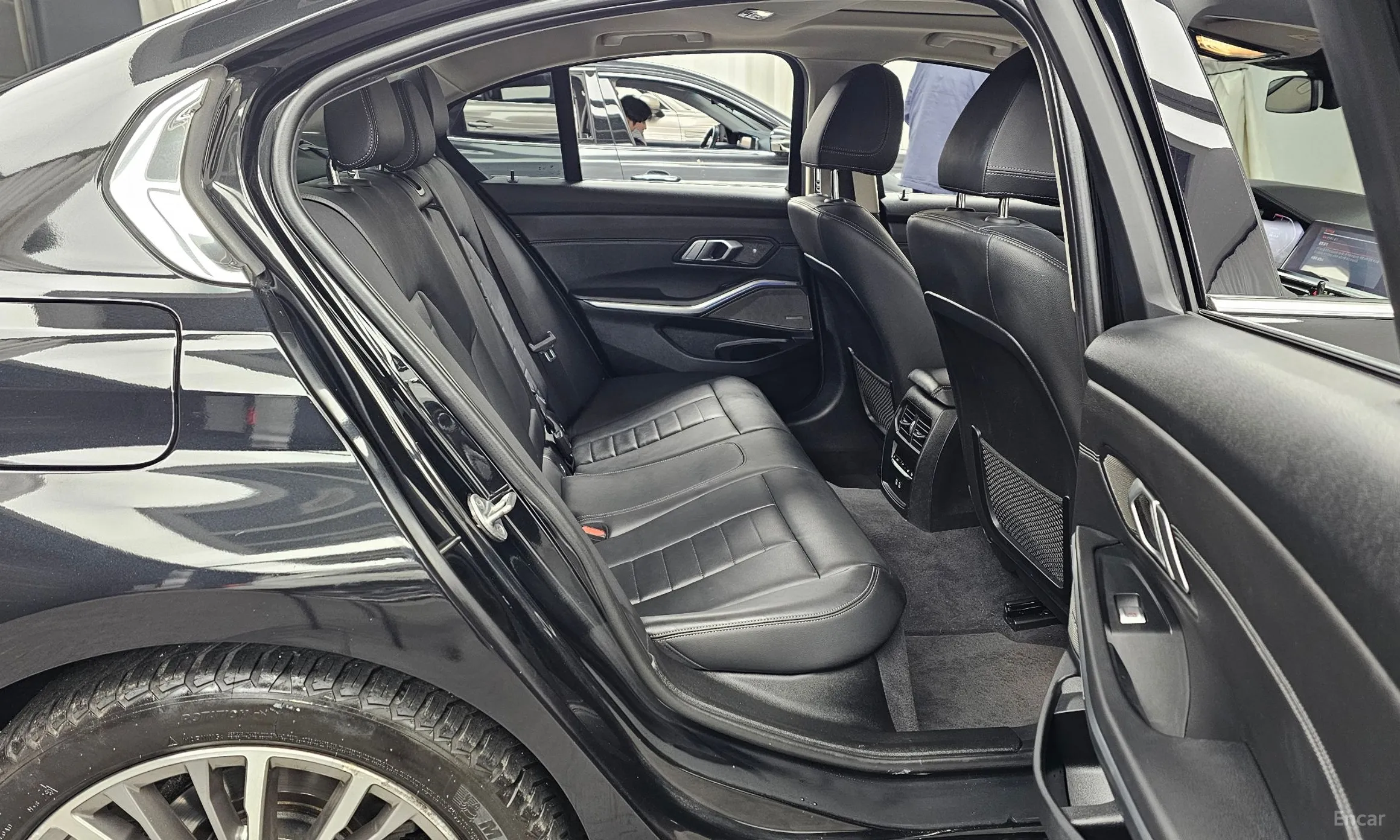 BMW 3 Series (G20) превью 12