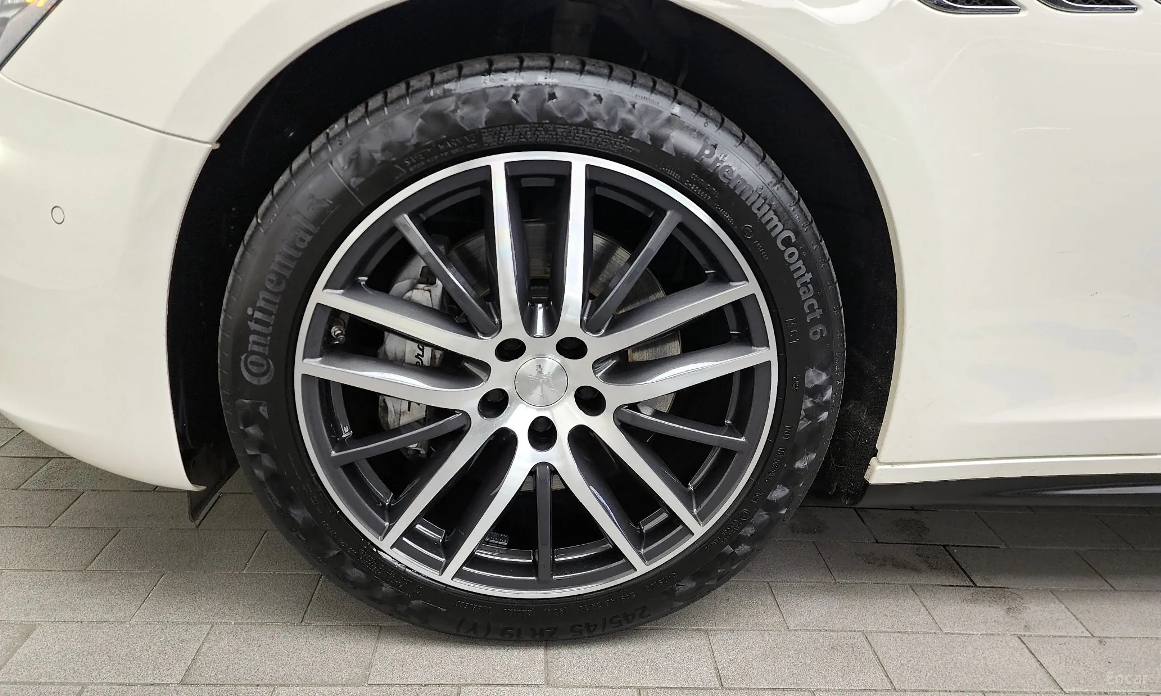 Maserati Ghibli превью 5