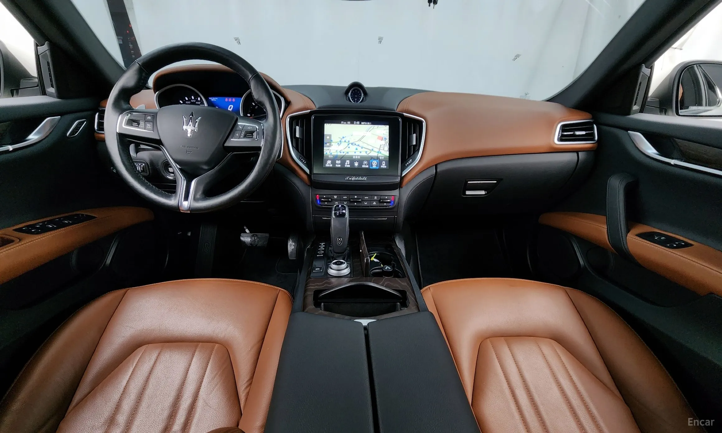 Maserati Ghibli превью 7
