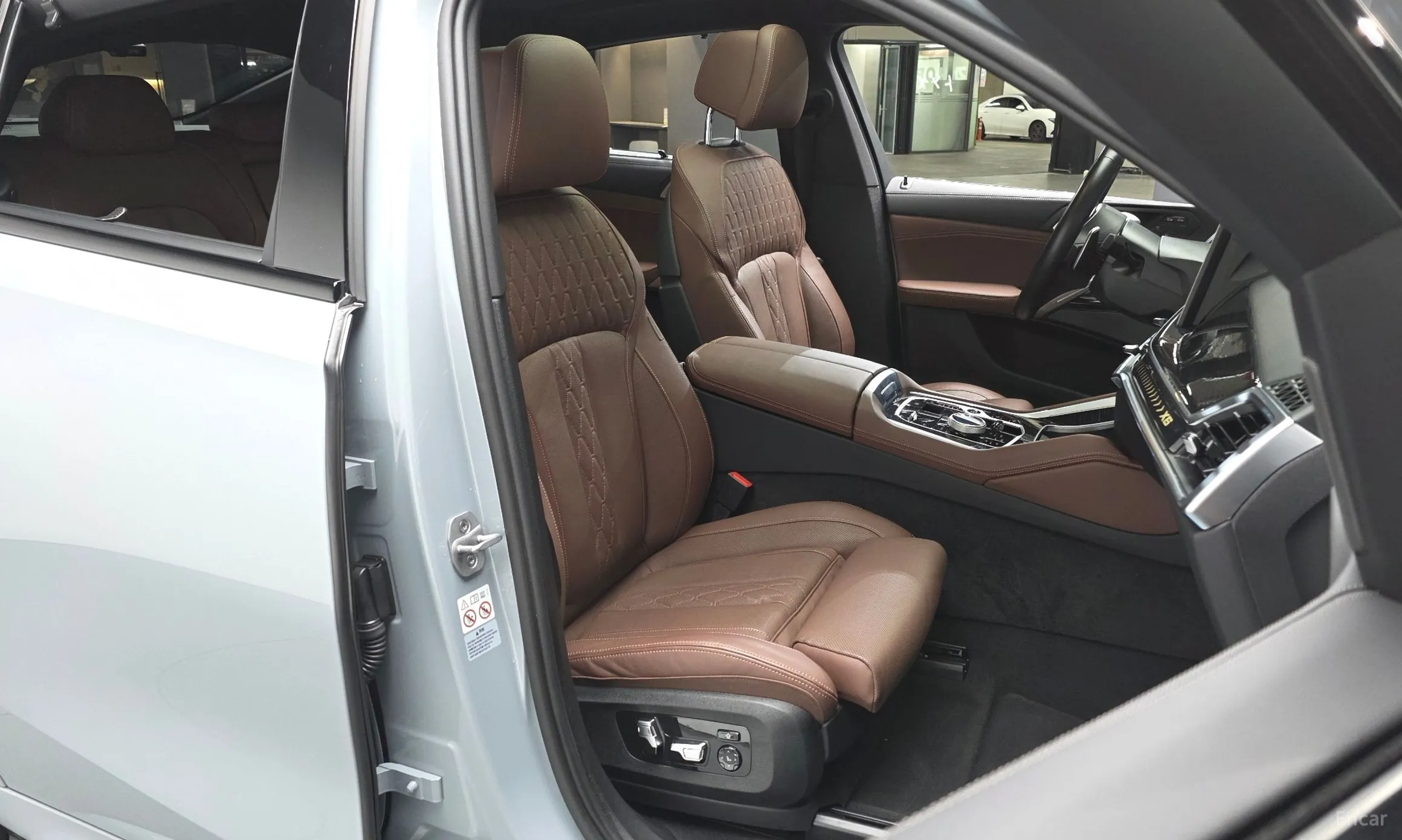 BMW X6 (G06) превью 10