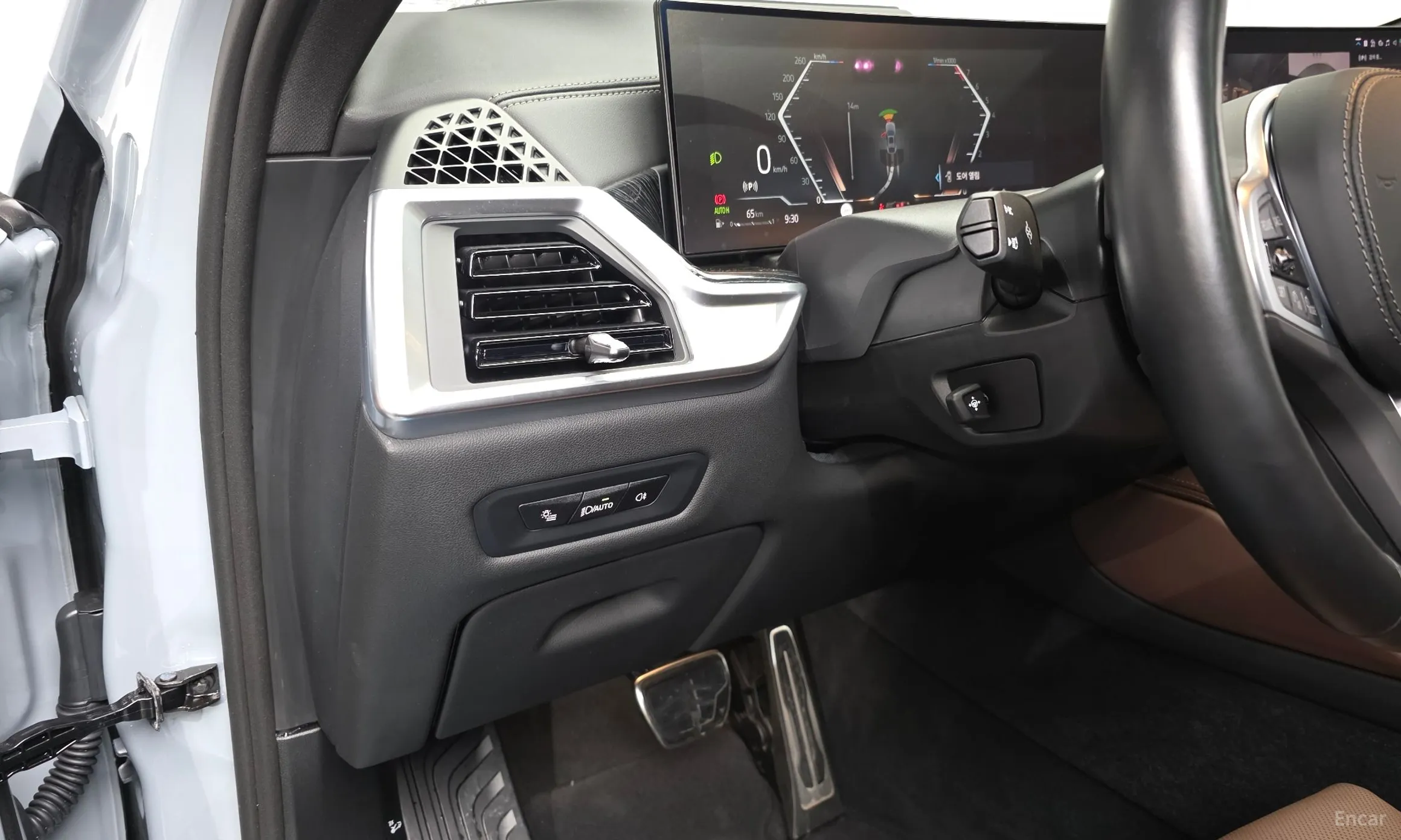 BMW X6 (G06) превью 13