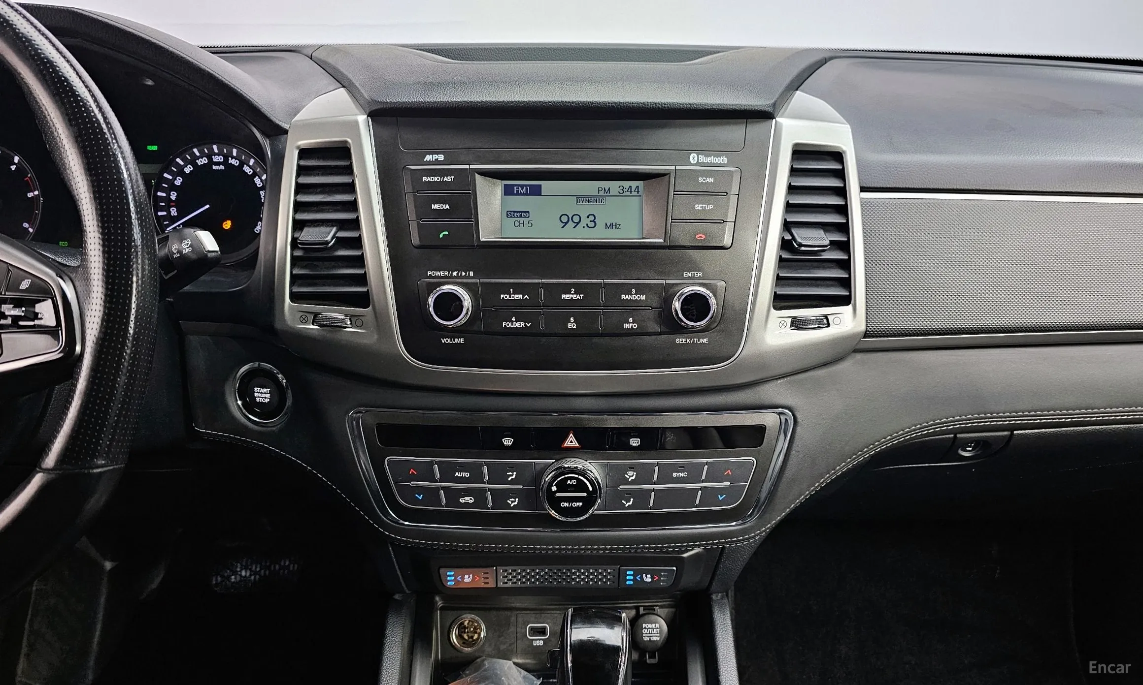 KG Mobility (SsangYong) Rexton Sports превью 17