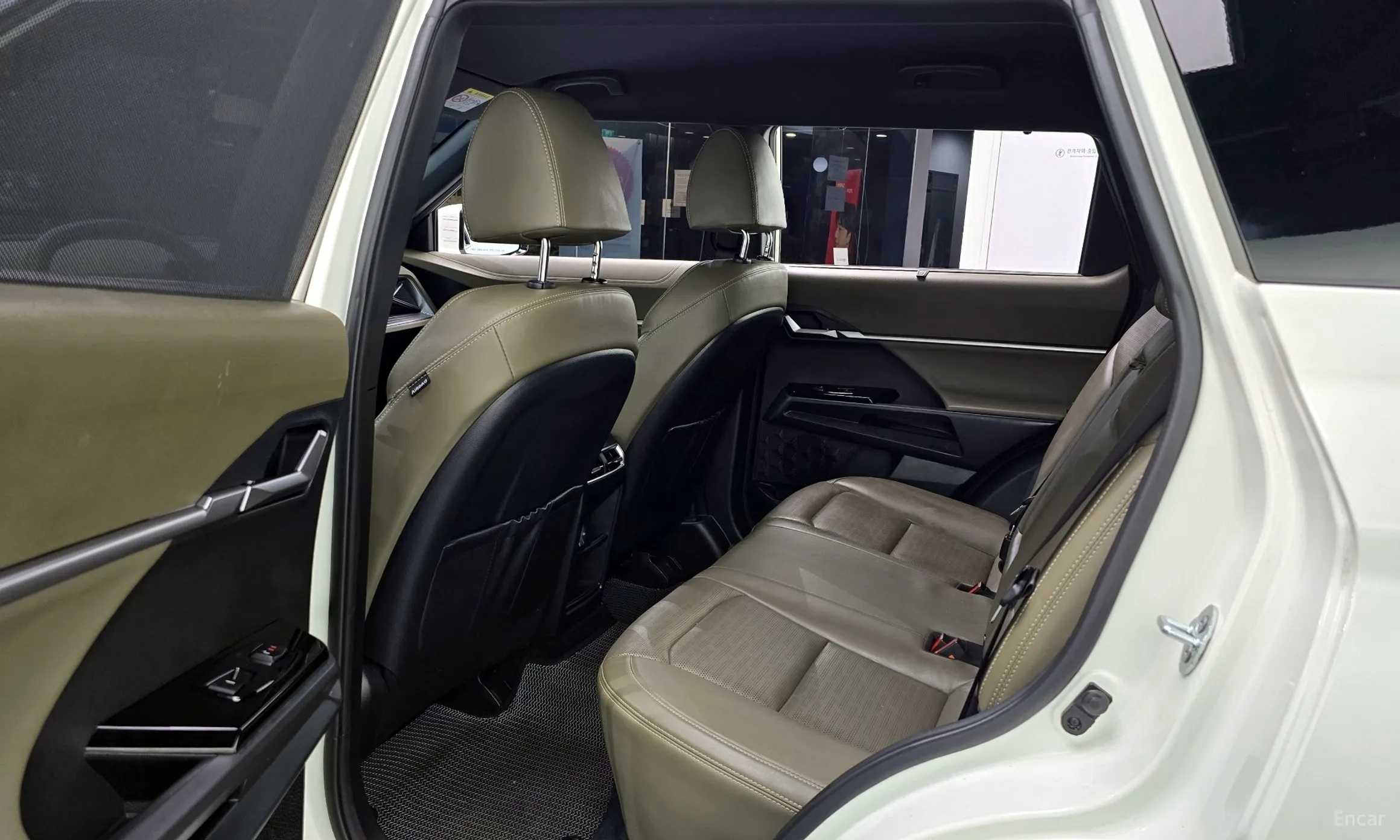 KG Mobility (SsangYong) Torres превью 12