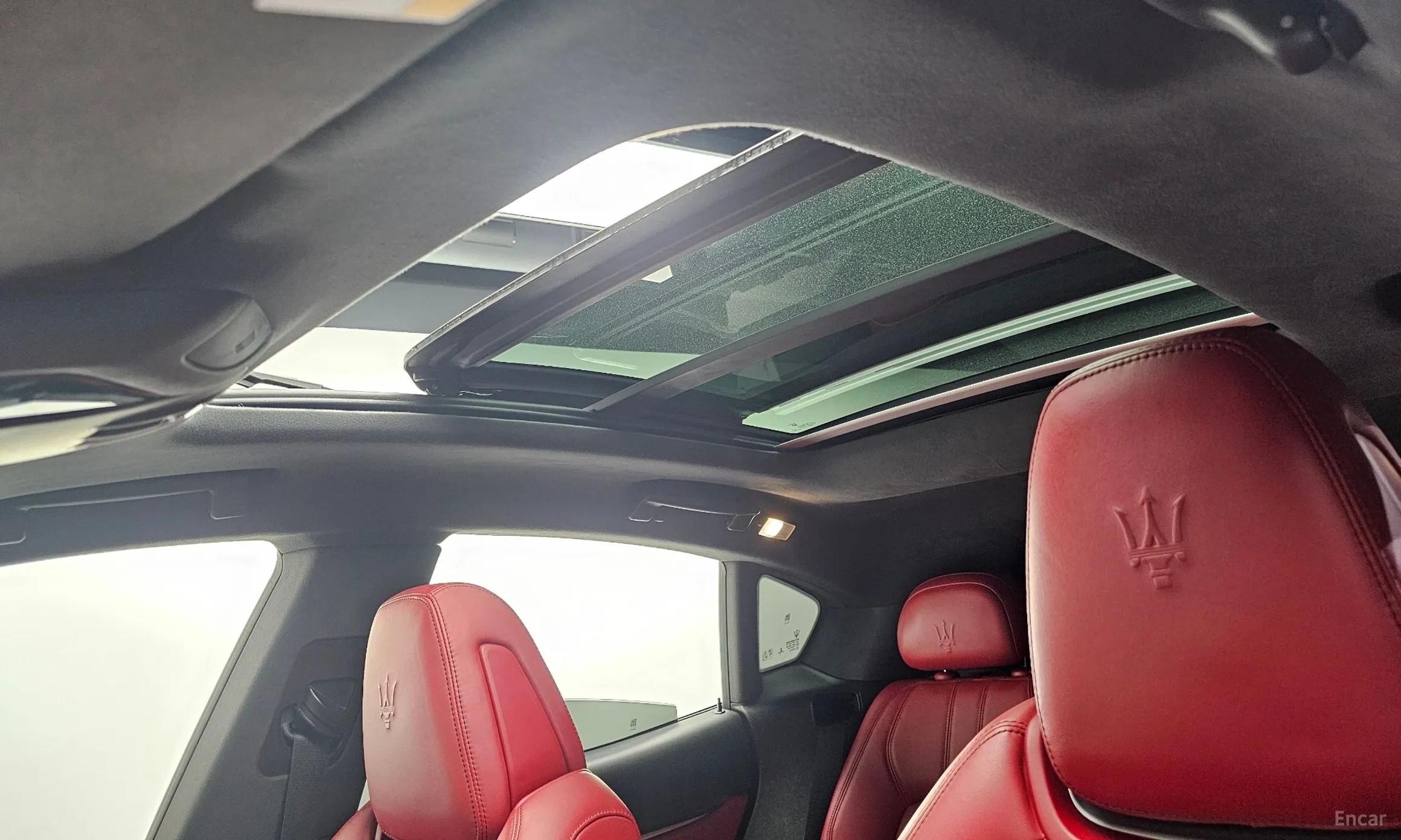 Maserati Levante превью 19