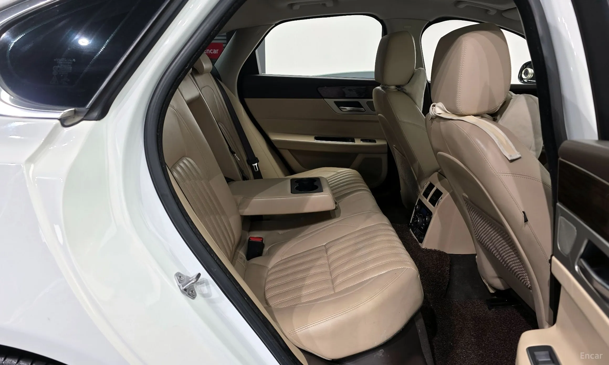 Jaguar XF (x260) превью 11