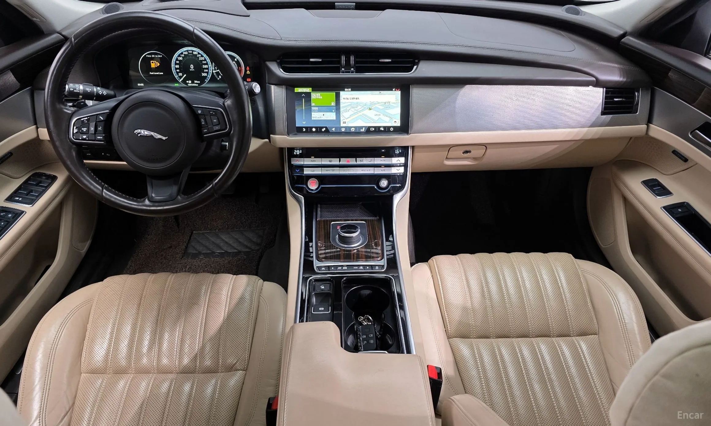 Jaguar XF (x260) превью 7