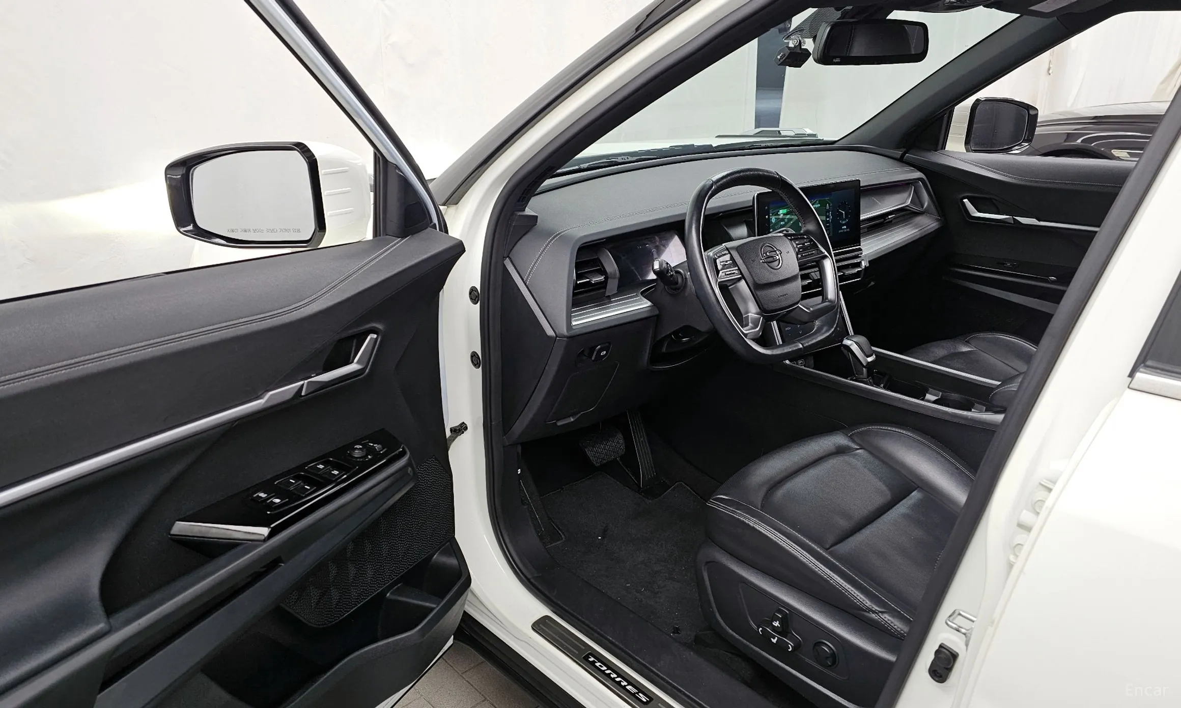 KG Mobility (SsangYong) Torres превью 10