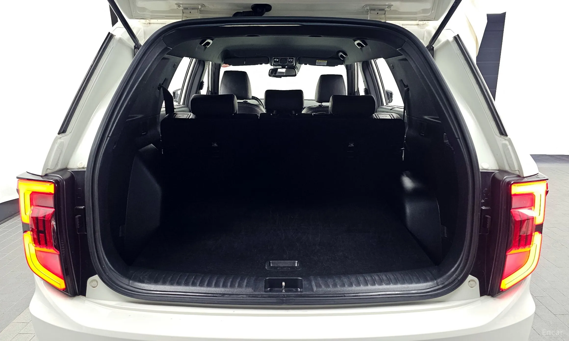 KG Mobility (SsangYong) Torres превью 20