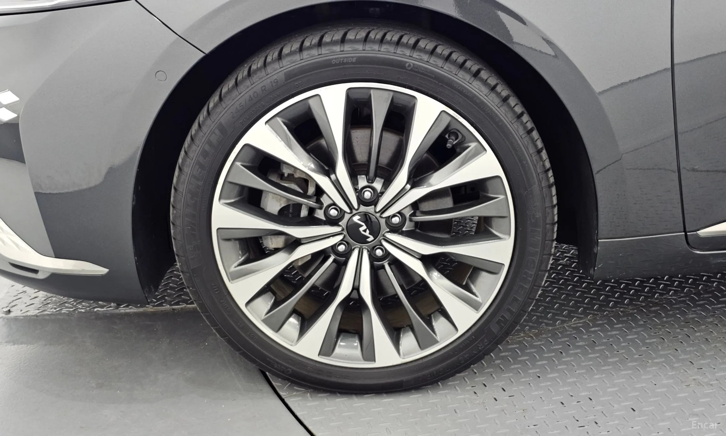 Kia K8 превью 5