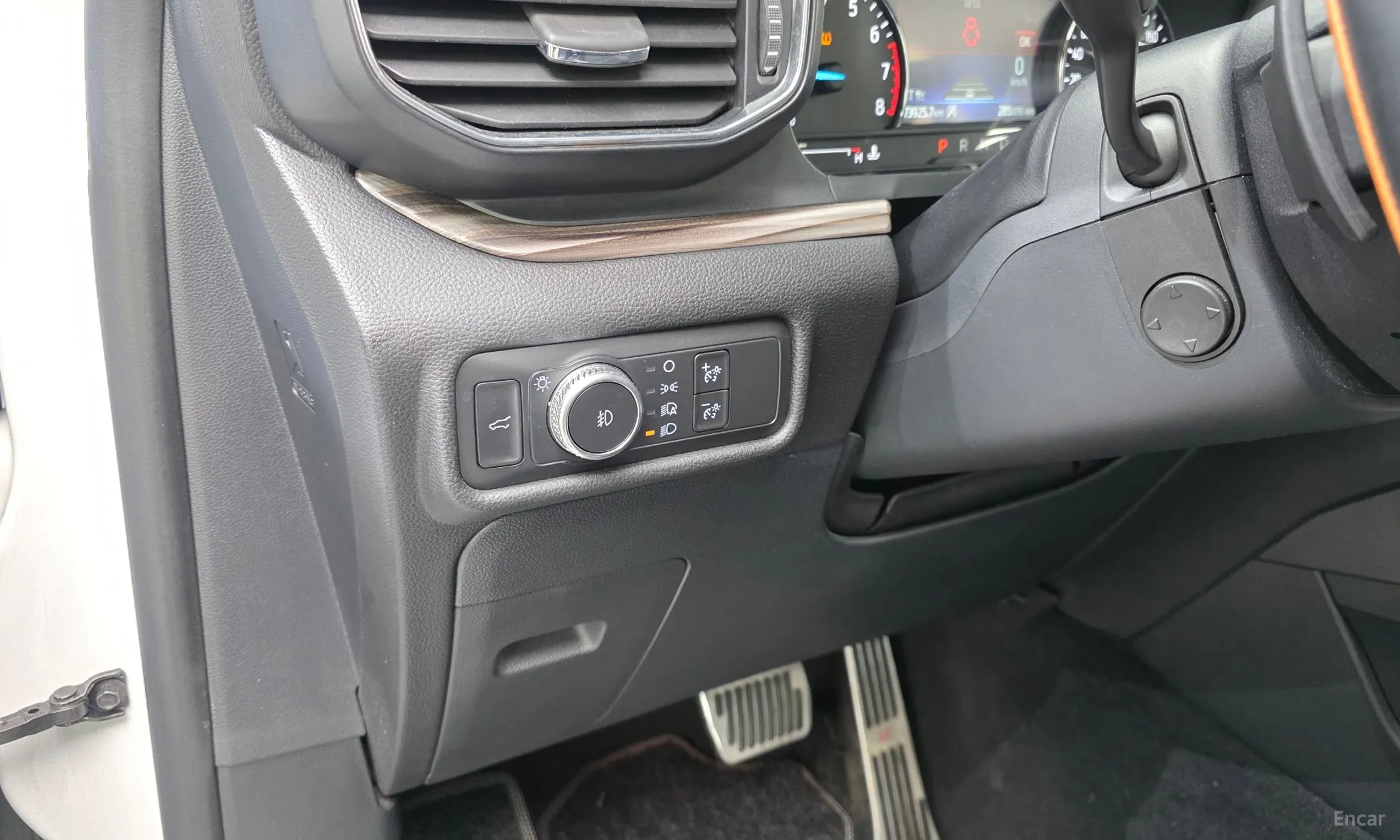Ford Explorer 6th Generation превью 14
