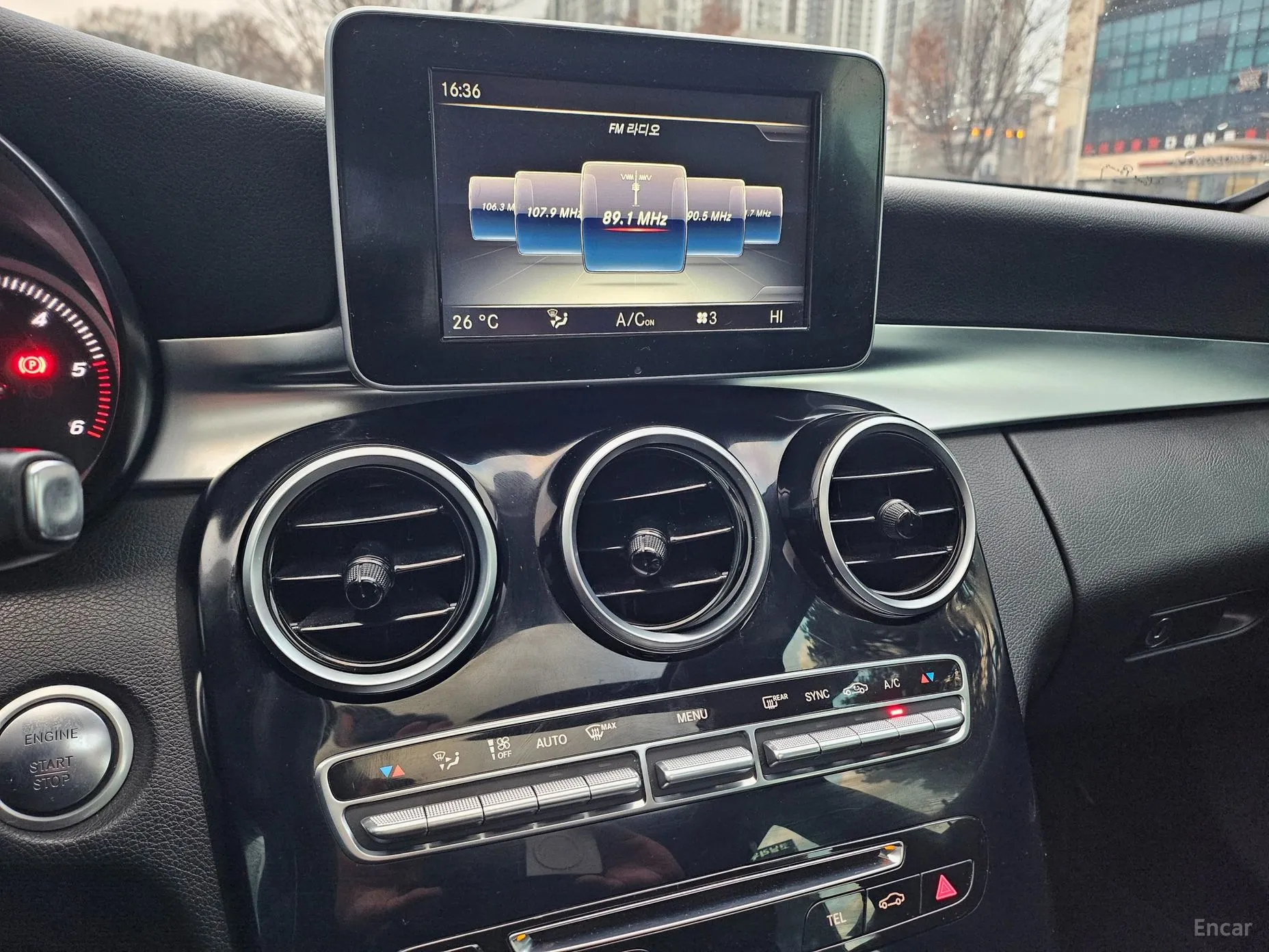 Mercedes Benz C-Class W205 превью 16