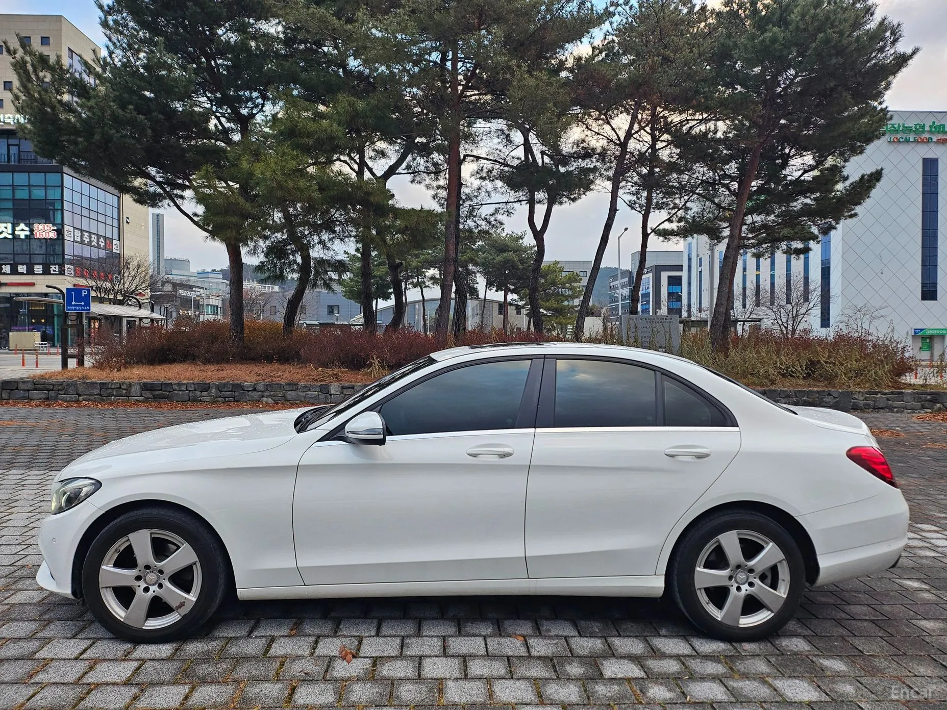 Mercedes Benz C-Class W205 превью 4