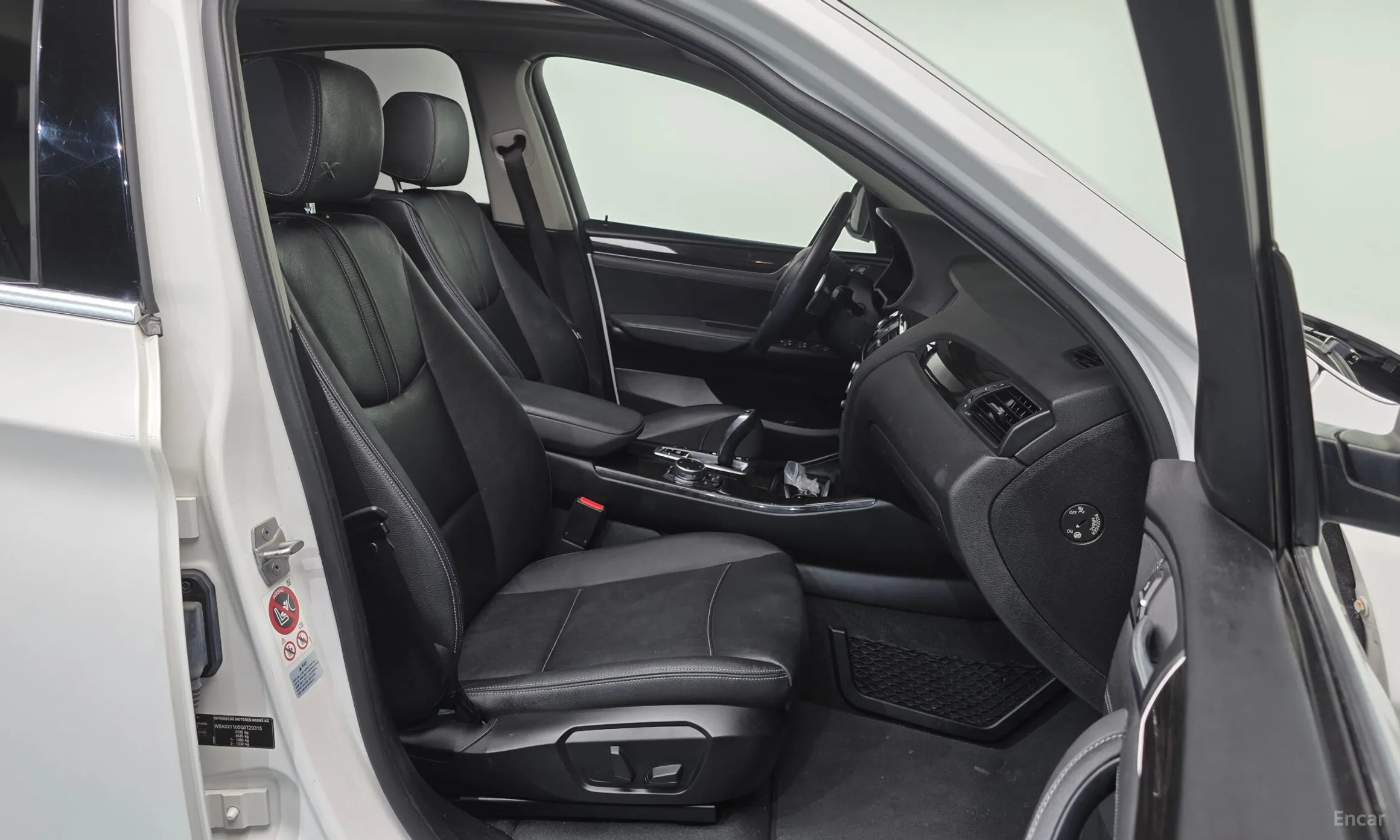 BMW X4 (F26) превью 10
