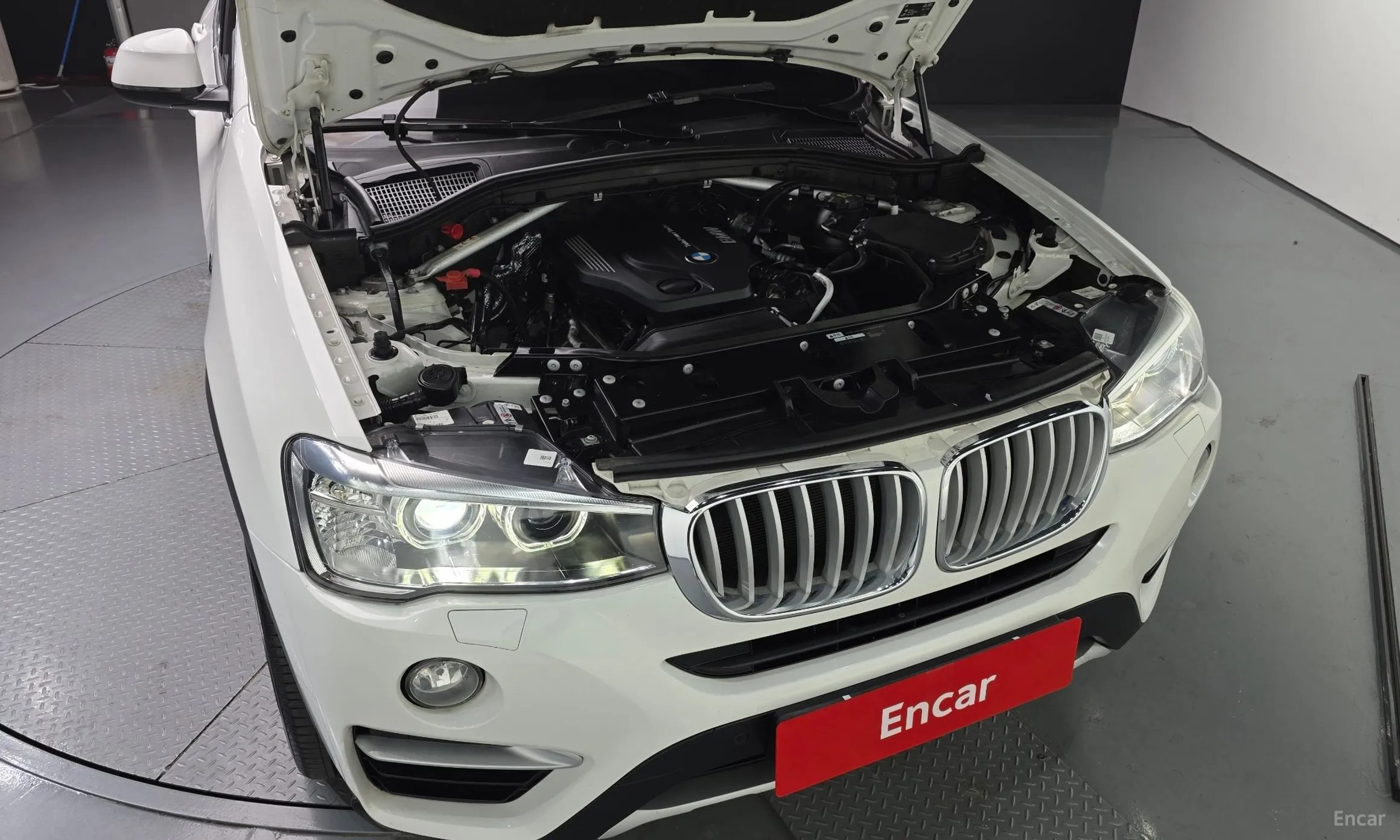 BMW X4 (F26) превью 6