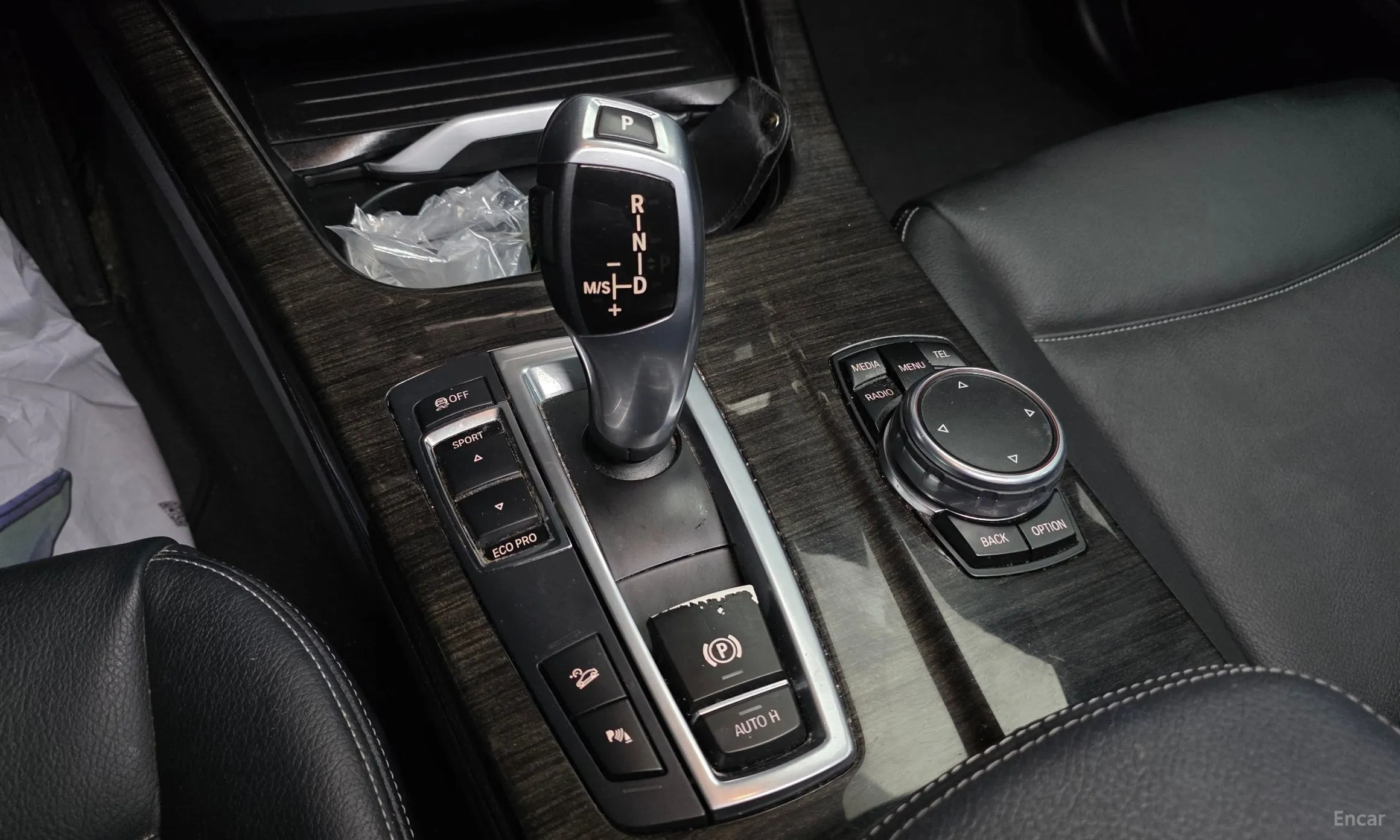 BMW X4 (F26) превью 9