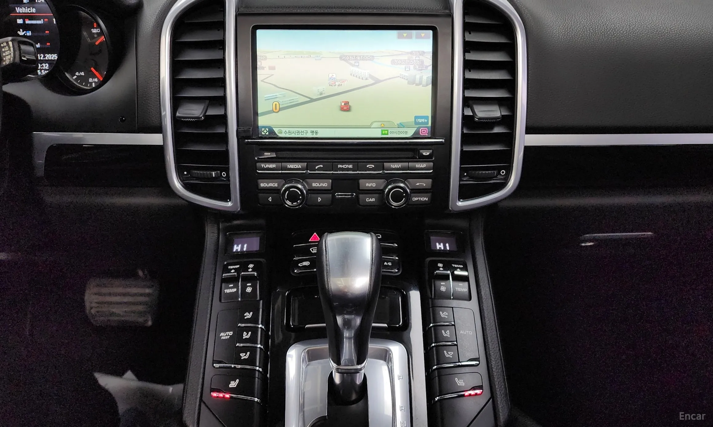 Porsche New Cayenne превью 14