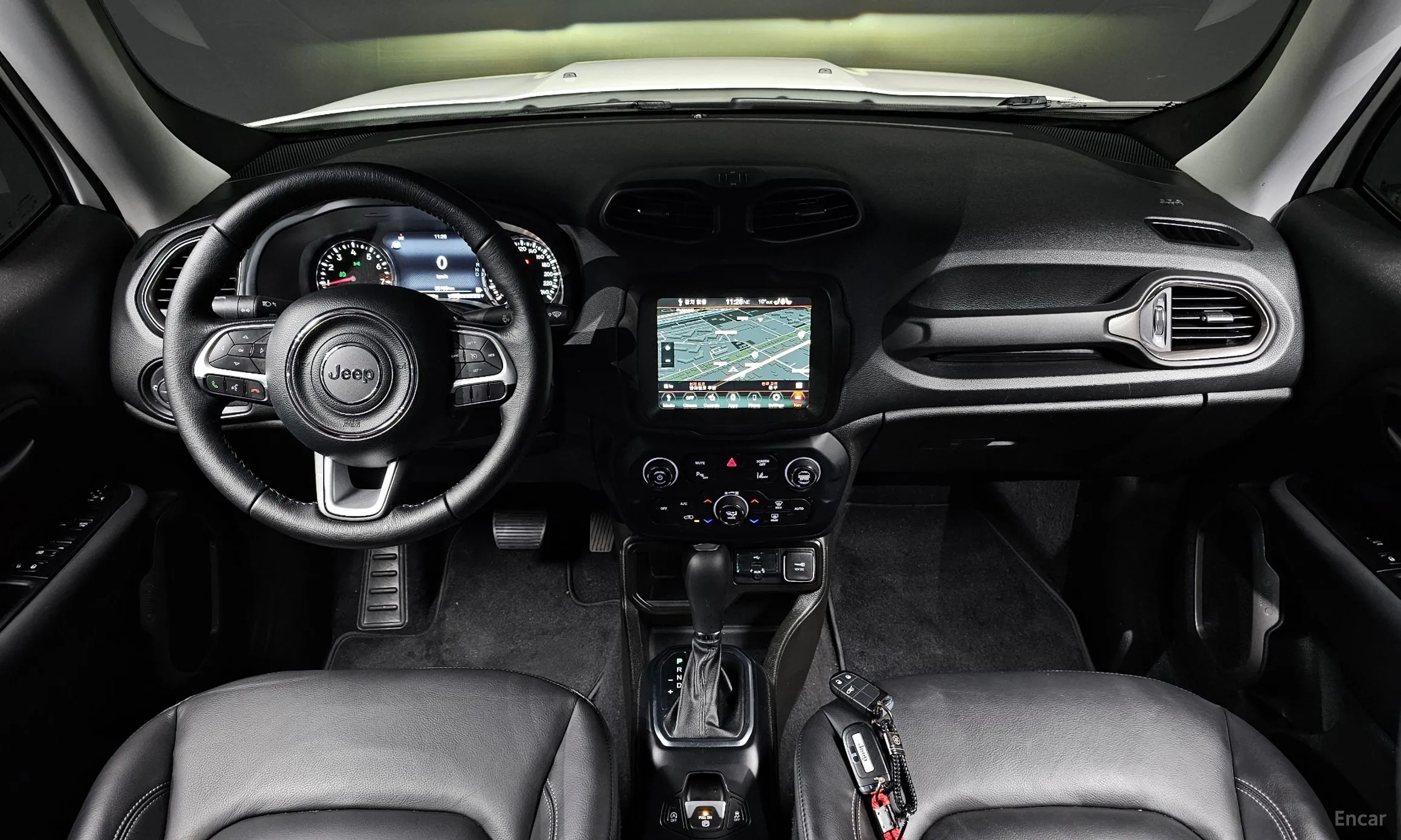 Jeep Renegade превью 7