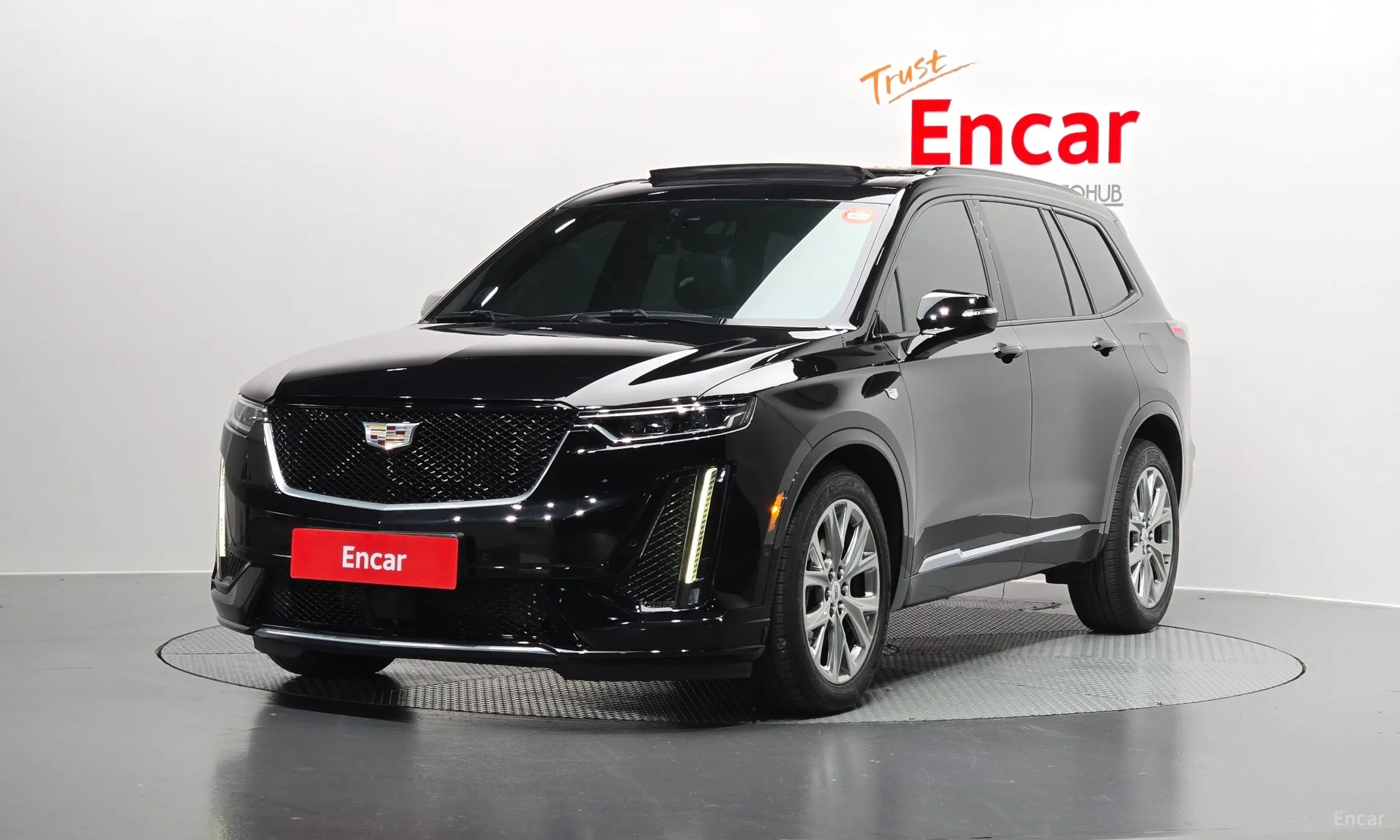 XT6